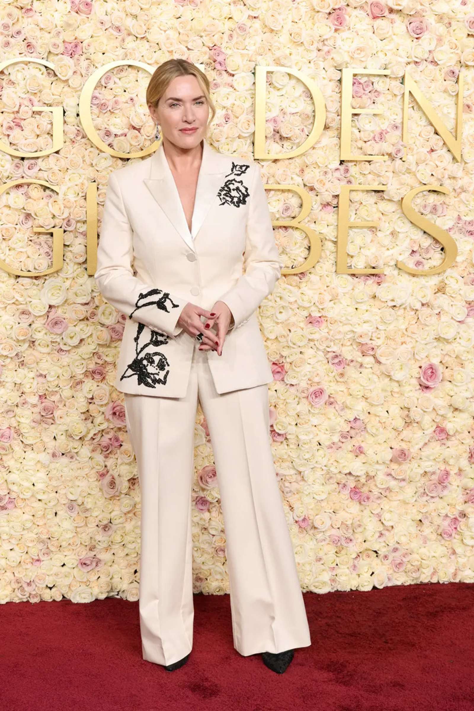 25 Gaya Glamor Artis Perempuan di Karpet Merah Golden Globes 2025