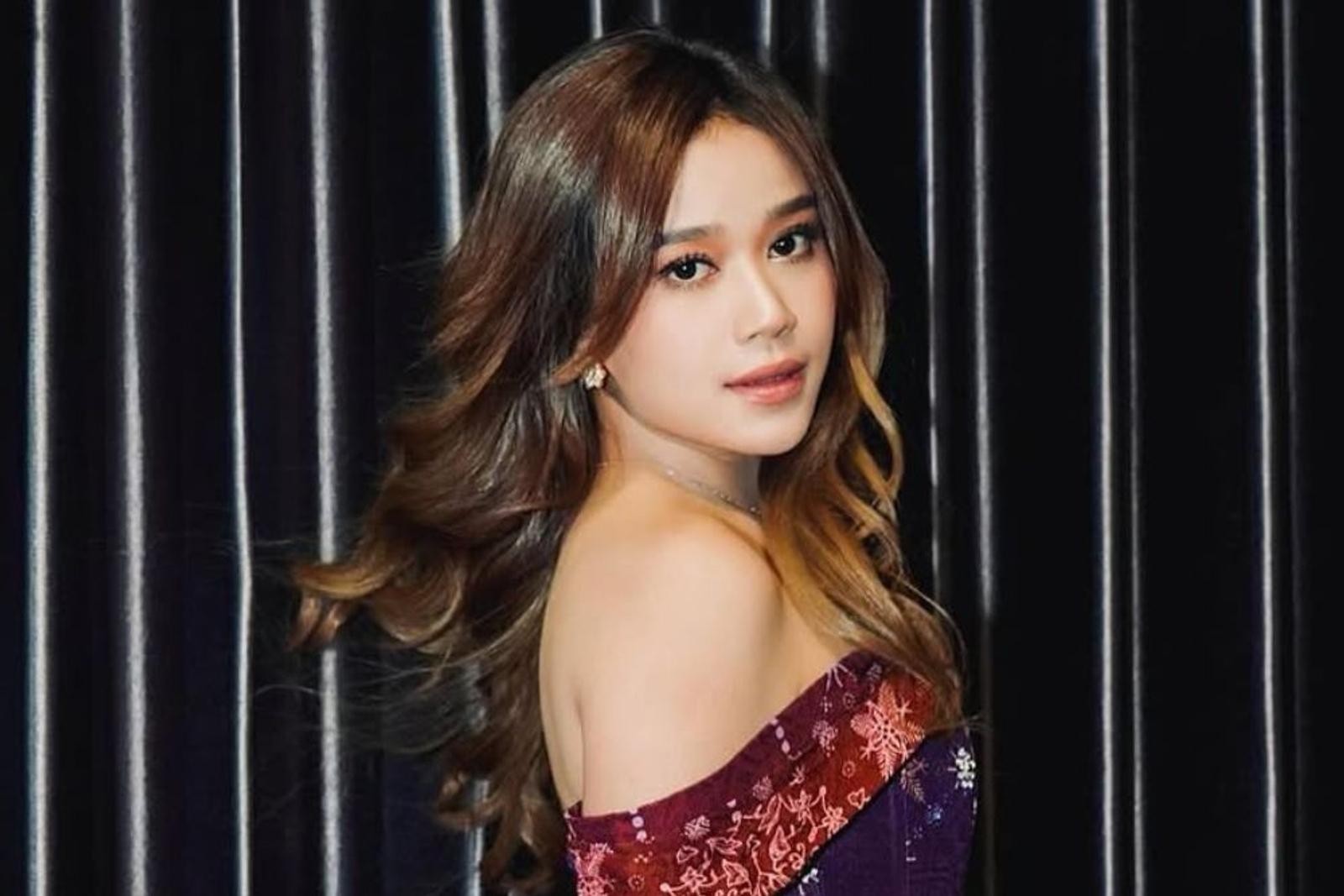 Deretan Gaya Makeup Brisia Jodie, Selalu Statement! 