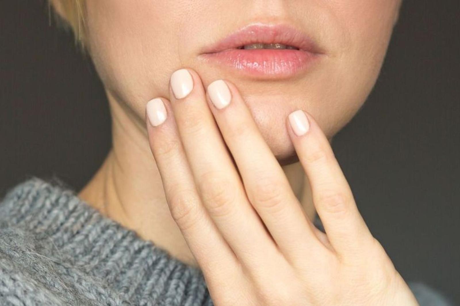 Cara Memilih Kandungan Skincare untuk Kulit Sensitif 