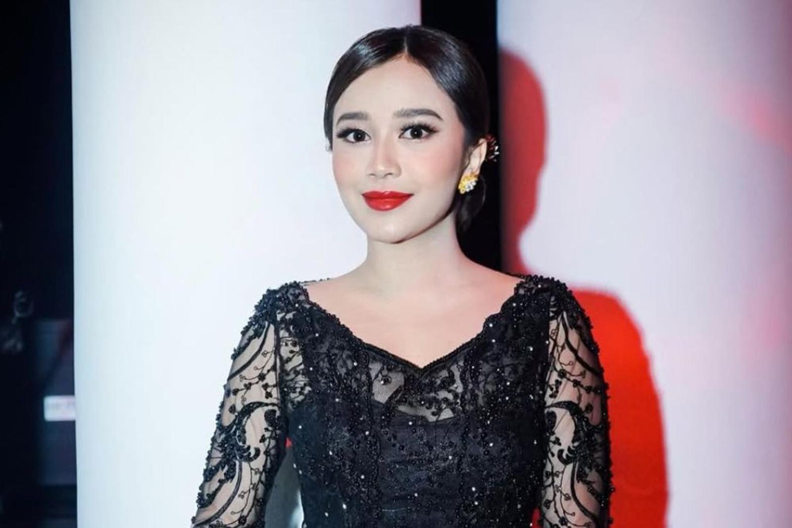 Deretan Gaya Makeup Brisia Jodie, Selalu Statement! 
