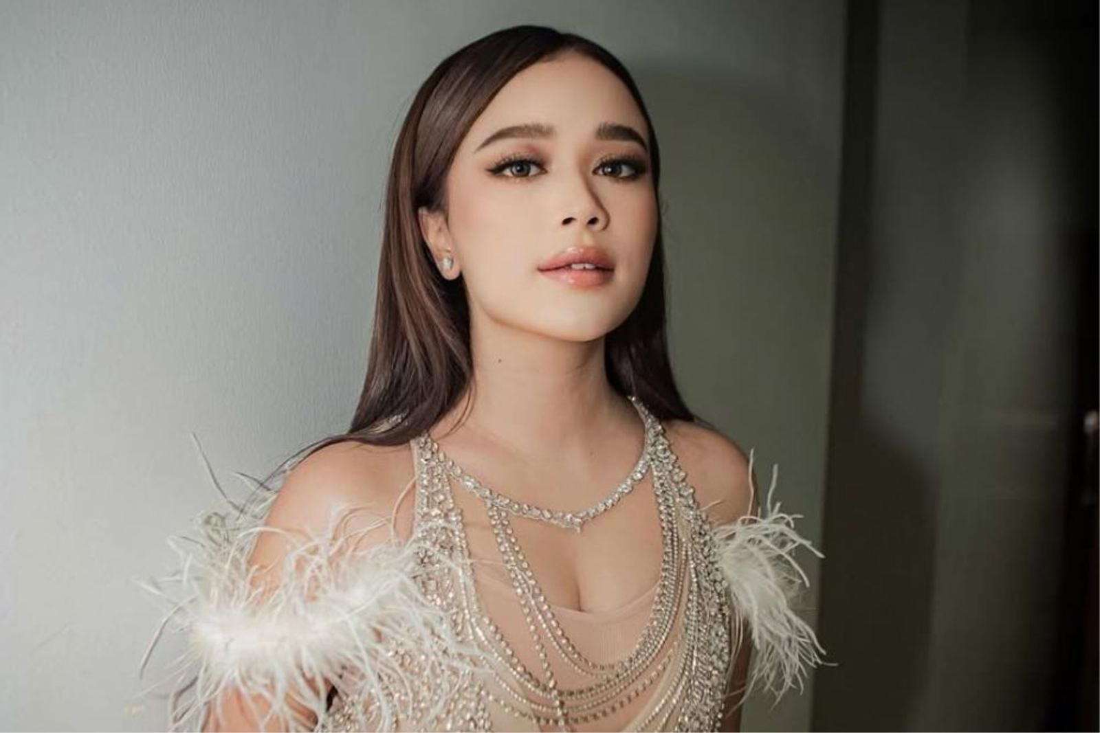 Deretan Gaya Makeup Brisia Jodie, Selalu Statement! 