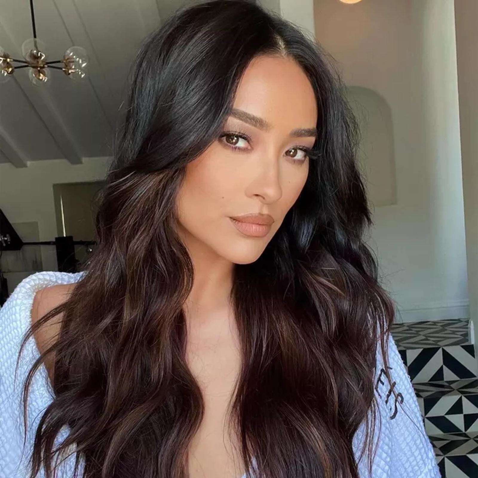 Rekomendasi Gaya Rambut Brunette yang Stylish dan Memesona