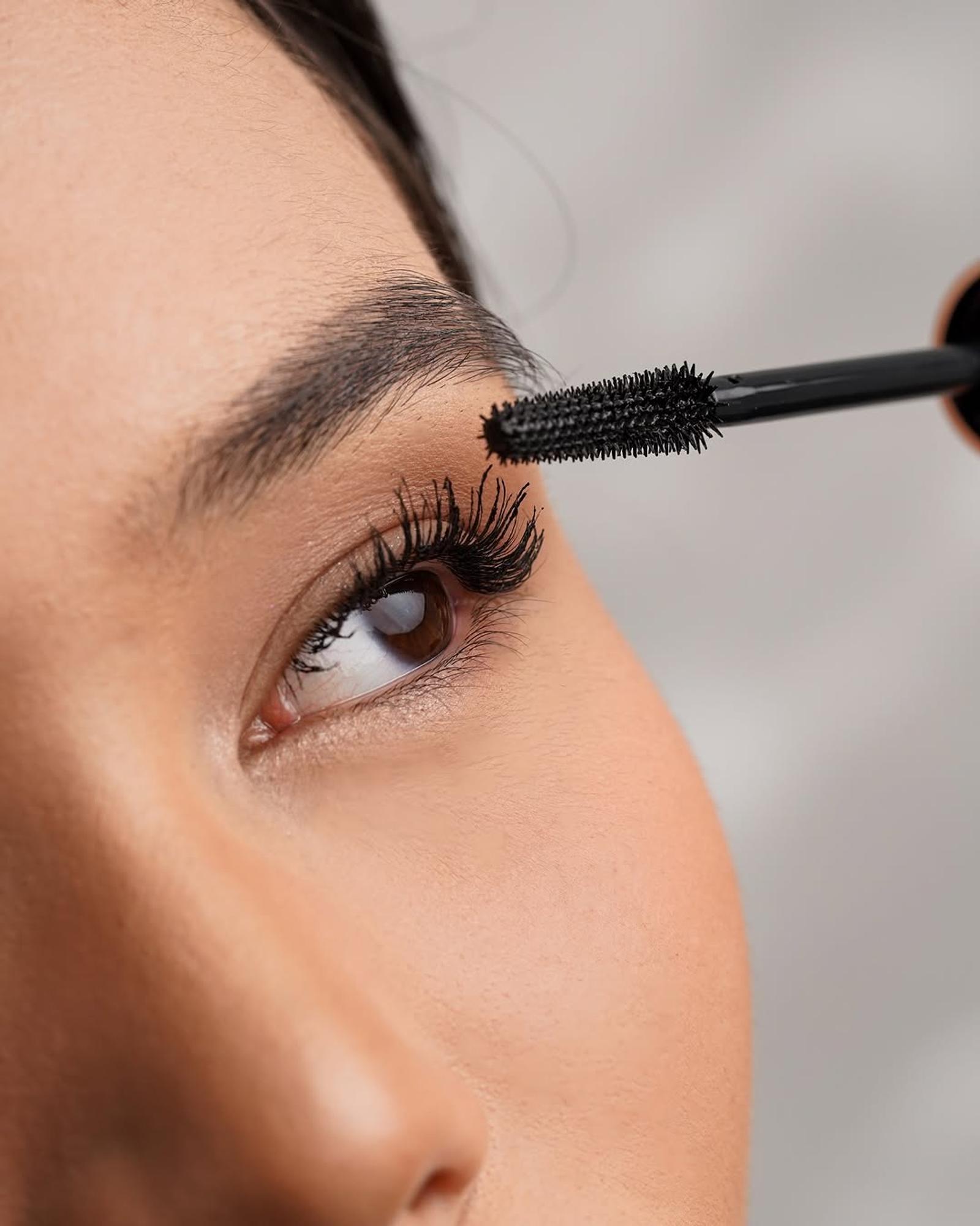 Flormar Longer Than Ever Mascara: Bulu Mata Lentik Natural