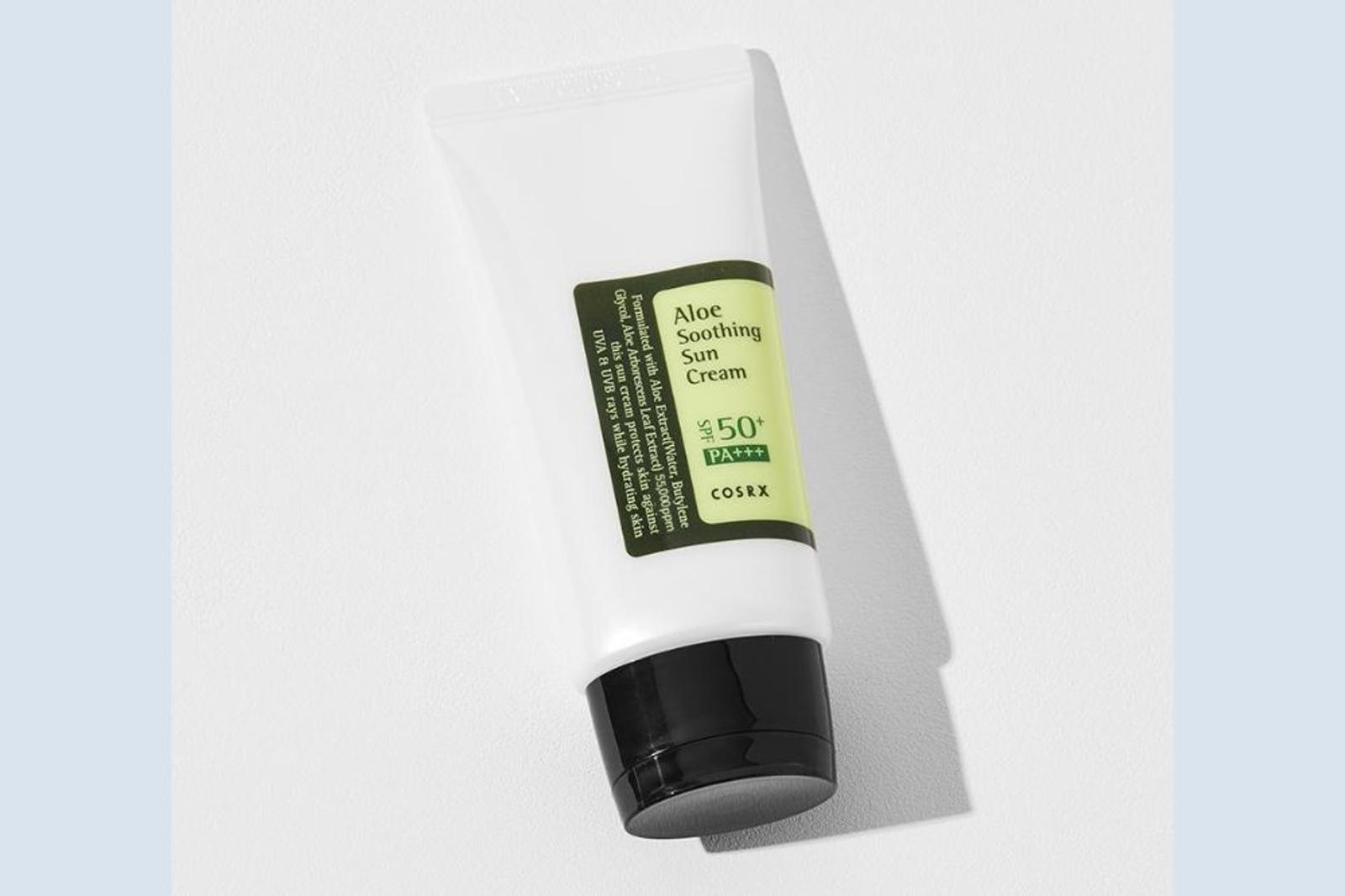 7 Rekomendasi Sunscreen untuk Kulit Berminyak dan Acne Prone 