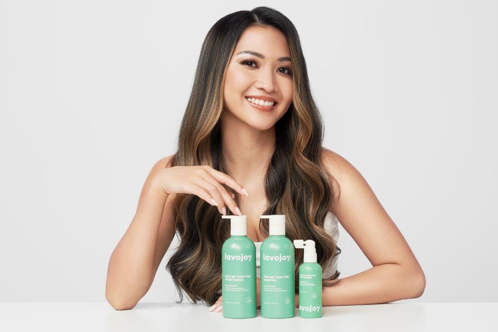 Sambut Awal Tahun dengan Rambut Sehat Terawat dan

Kulit Glowing