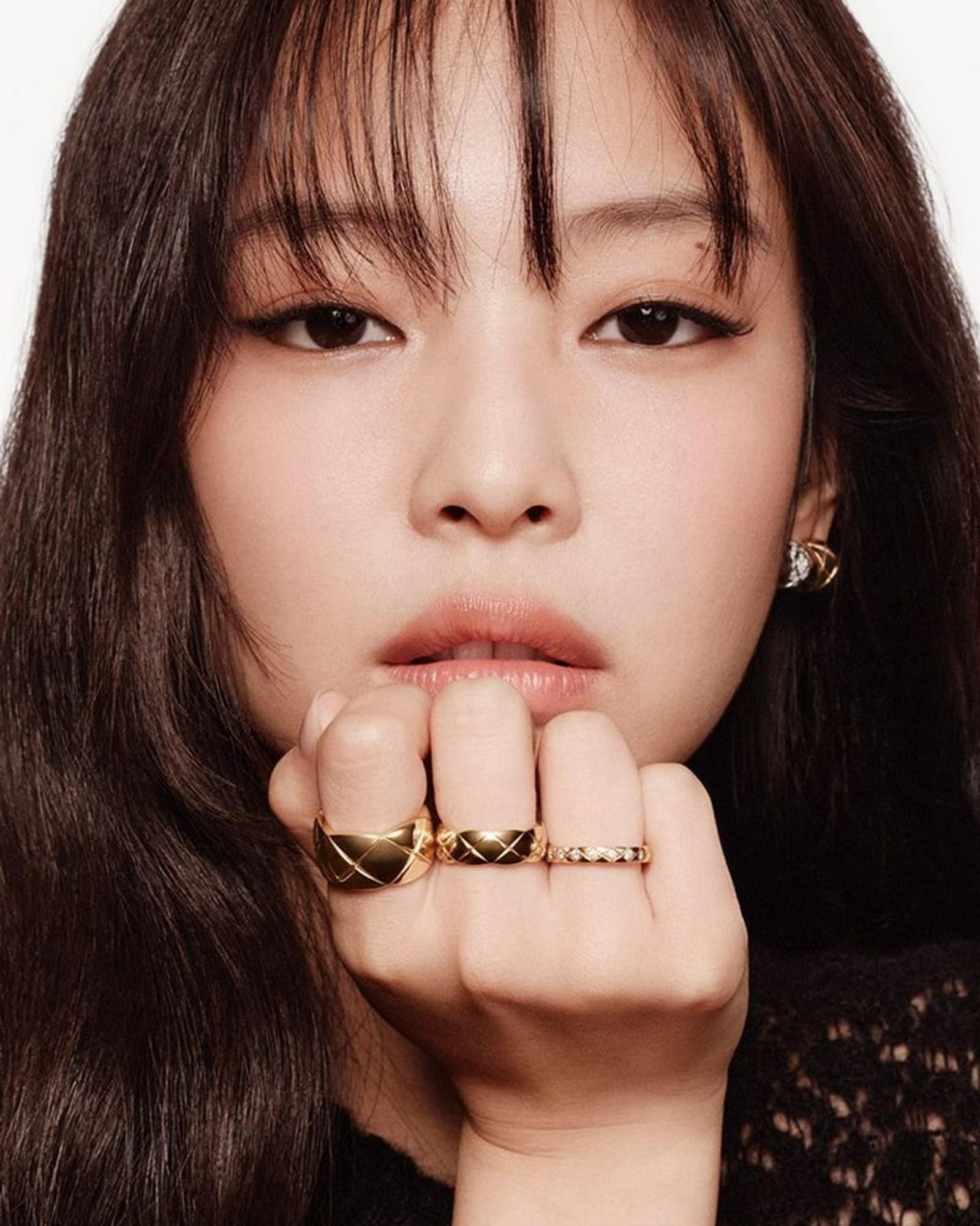 Jennie BLACKPINK Bintangi Kampanye Perhiasan Chanel Coco Crush