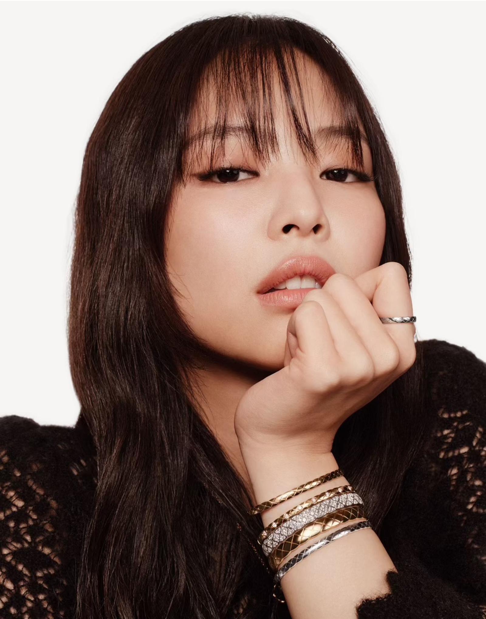 Jennie BLACKPINK Bintangi Kampanye Perhiasan Chanel Coco Crush