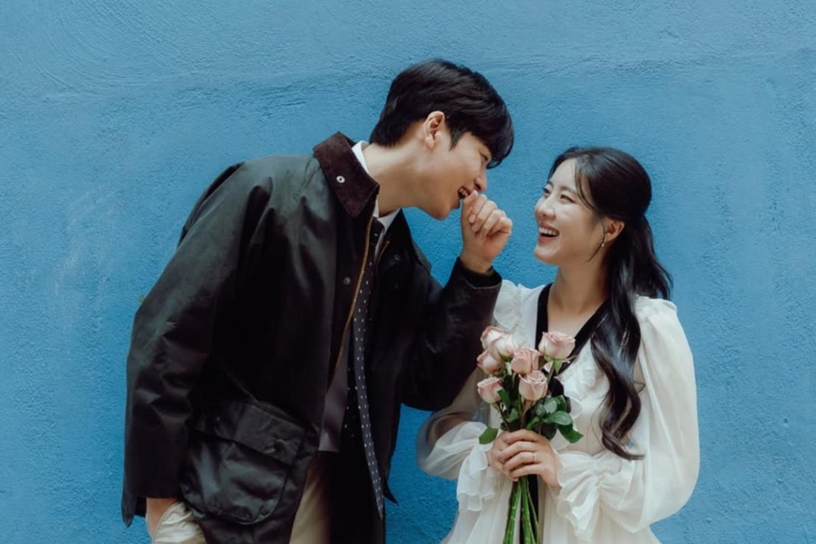 Noeul Eks ‘Rainbow’ Umumkan akan Menikah dengan Kekasih