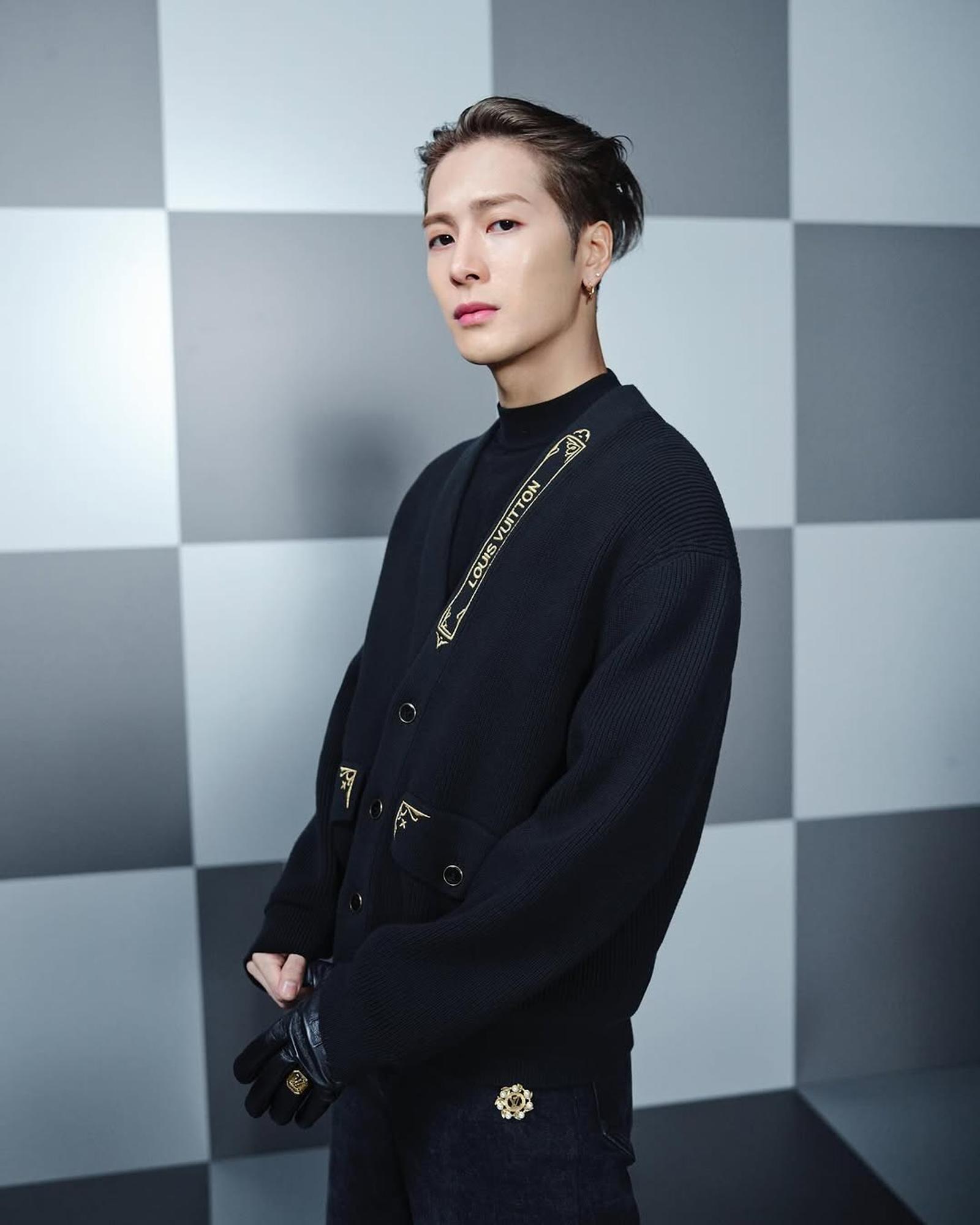 Gaya Seleb Hadiri Show Louis Vuitton Men's Fall/Winter 2025