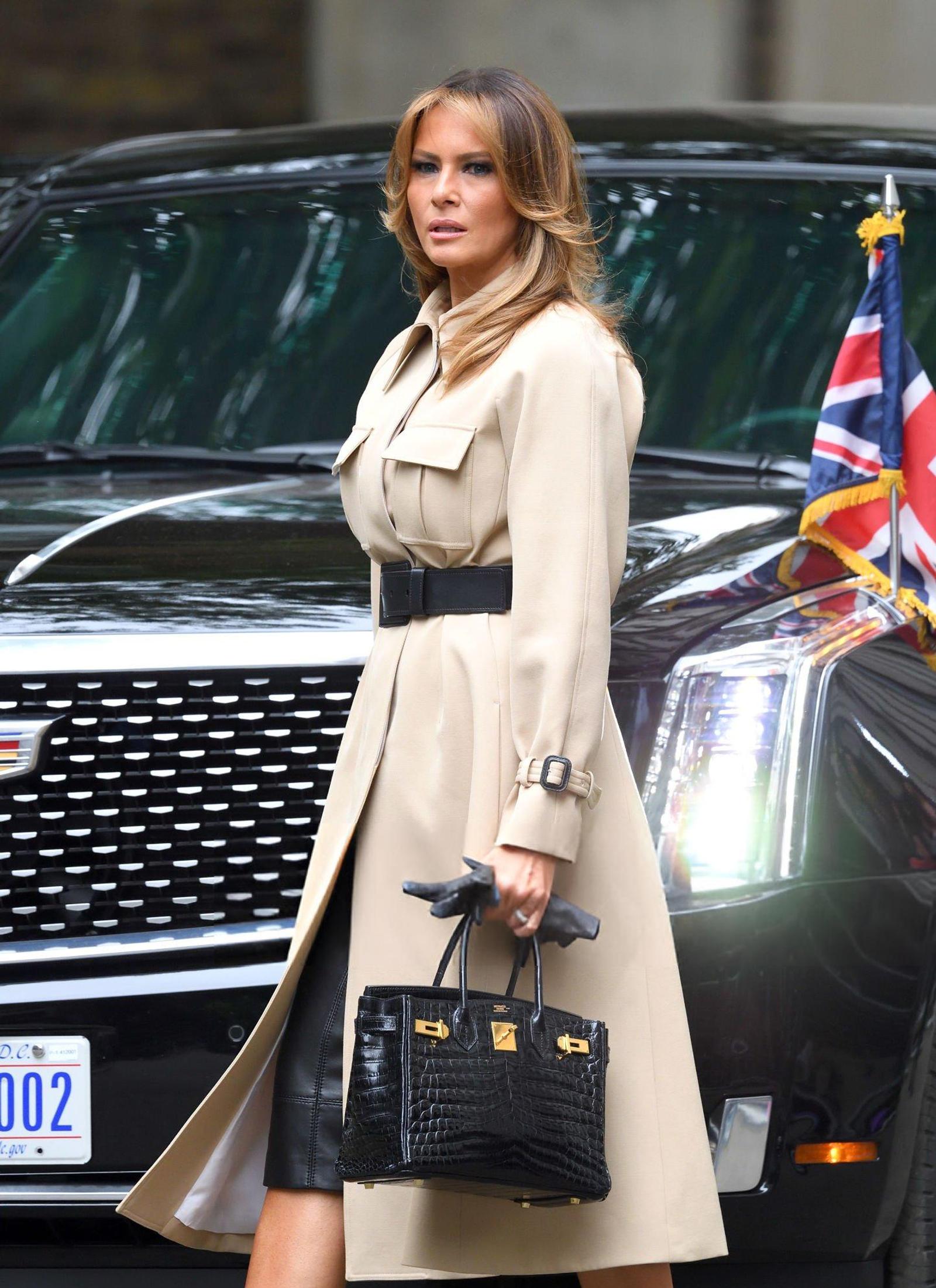 7 Koleksi Tas Tangan Hermès Termahal Milik Melania Trump