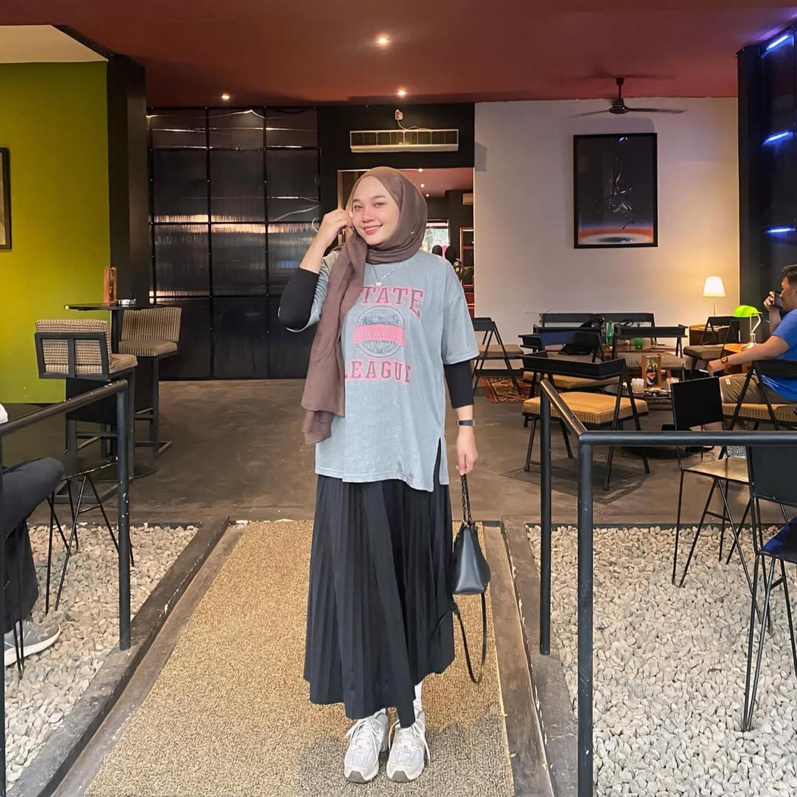 Cek di sini! Perbedaan Kaos Oversized dan Kaos Regular Fit
