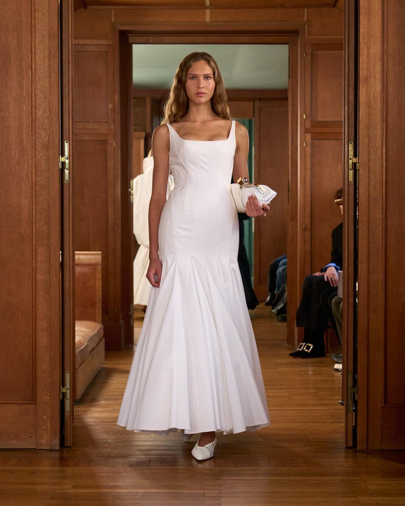 Adaptasi Kemewahan Seni Couturier Prancis dalam Koleksi Jacquemus