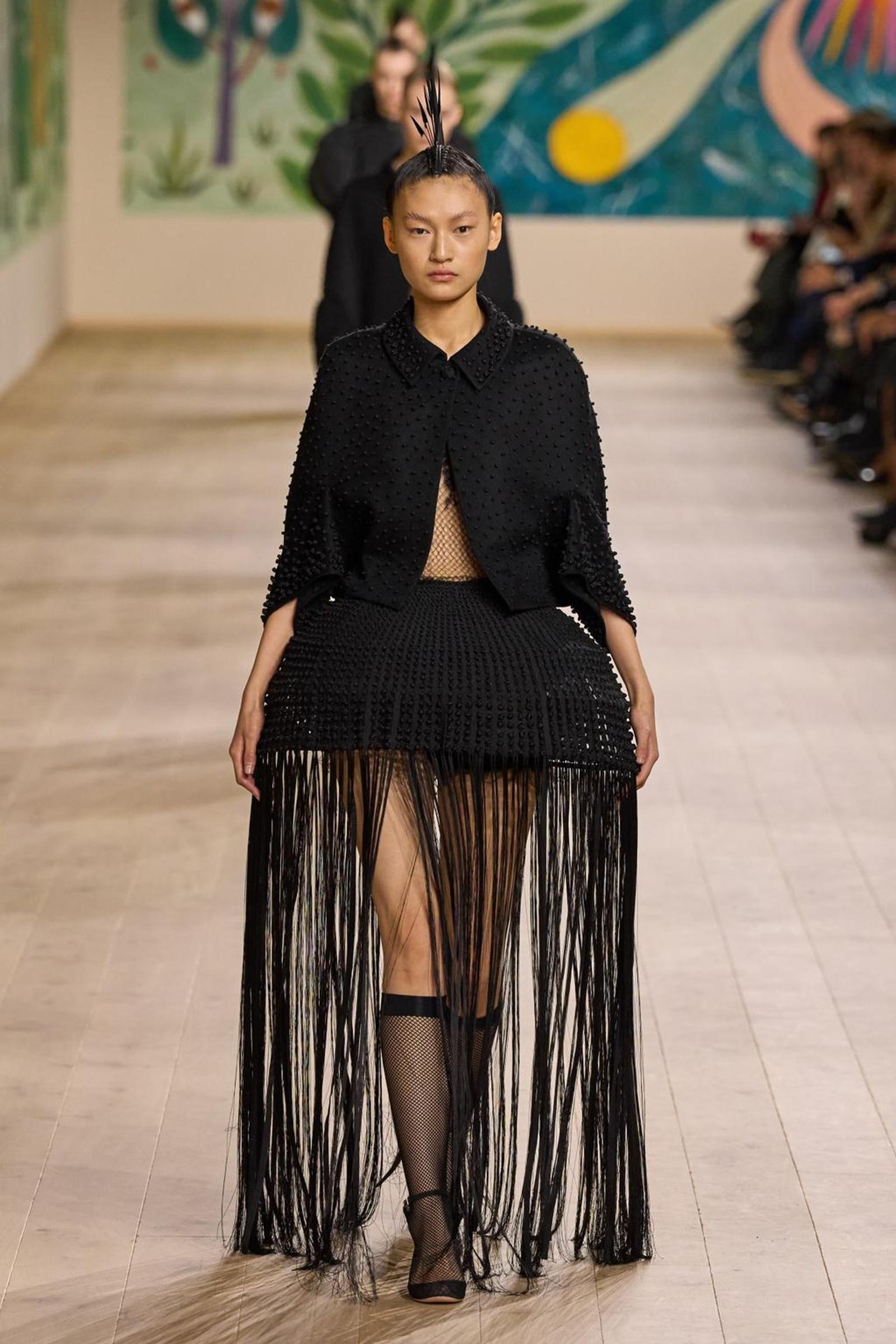 Perpaduan Fantasi dan Sentuhan Punk di Dior Couture Spring/Summer 2025