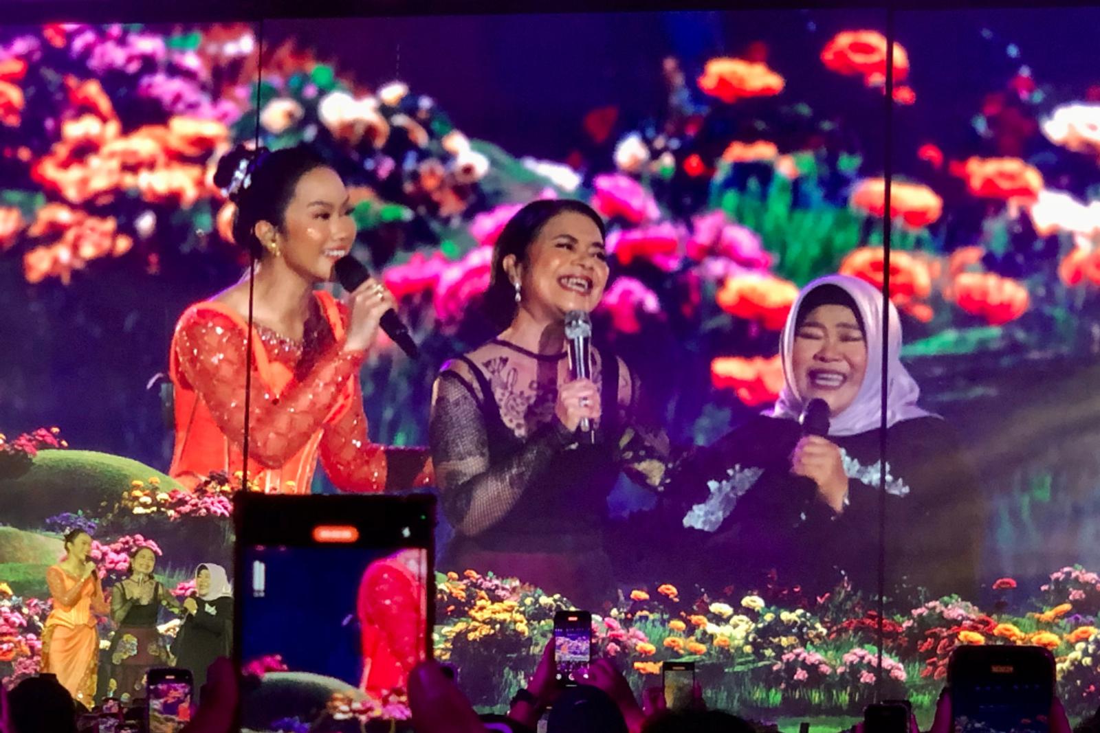 Ingar Bingah Konser Yura Yunita, Penuh dengan Kejutan!