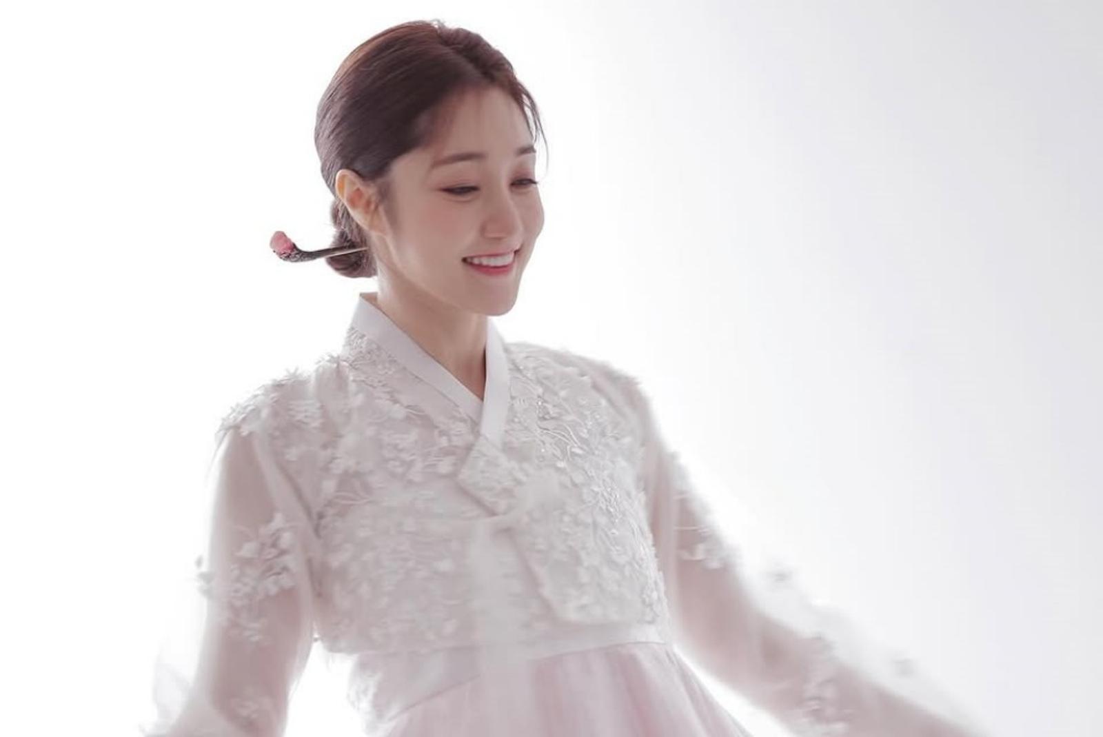 Selamat! Ryu Sera Eks '9MUSES' Umumkan akan Menikahi Kekasih Non-Seleb
