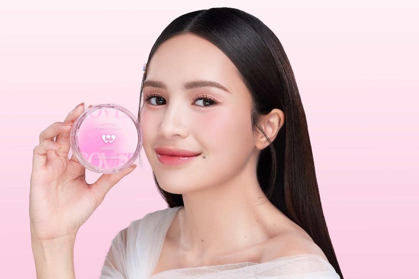 Rayakan Valentine dengan Makeup Korean Look A la Beby Tsabina
