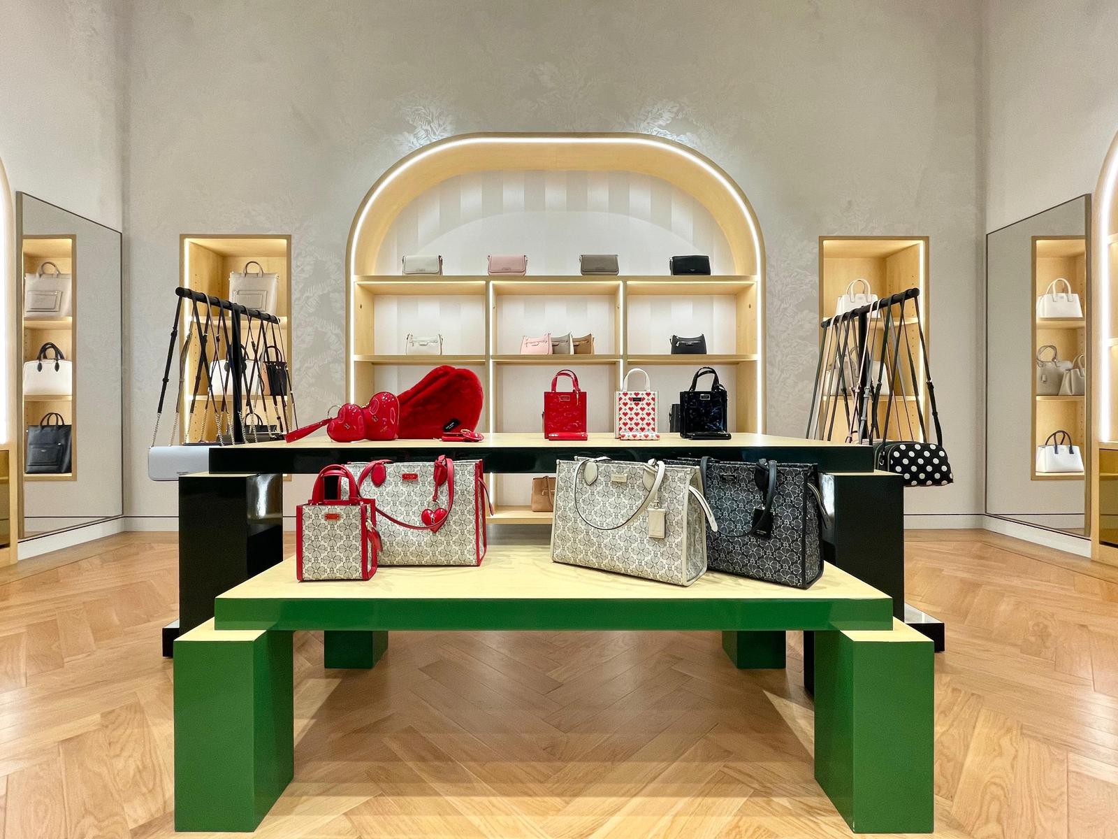 Kate Spade New York Usung Konsep Butik Baru di Ciputra World Surabaya