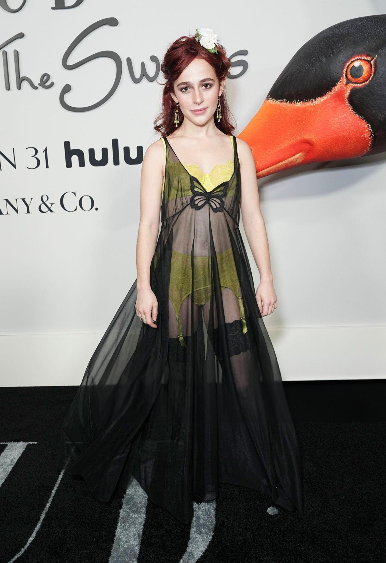 Gaya Sophia Anne Caruso, Miss Goldenweek di Live Action One Piece 2