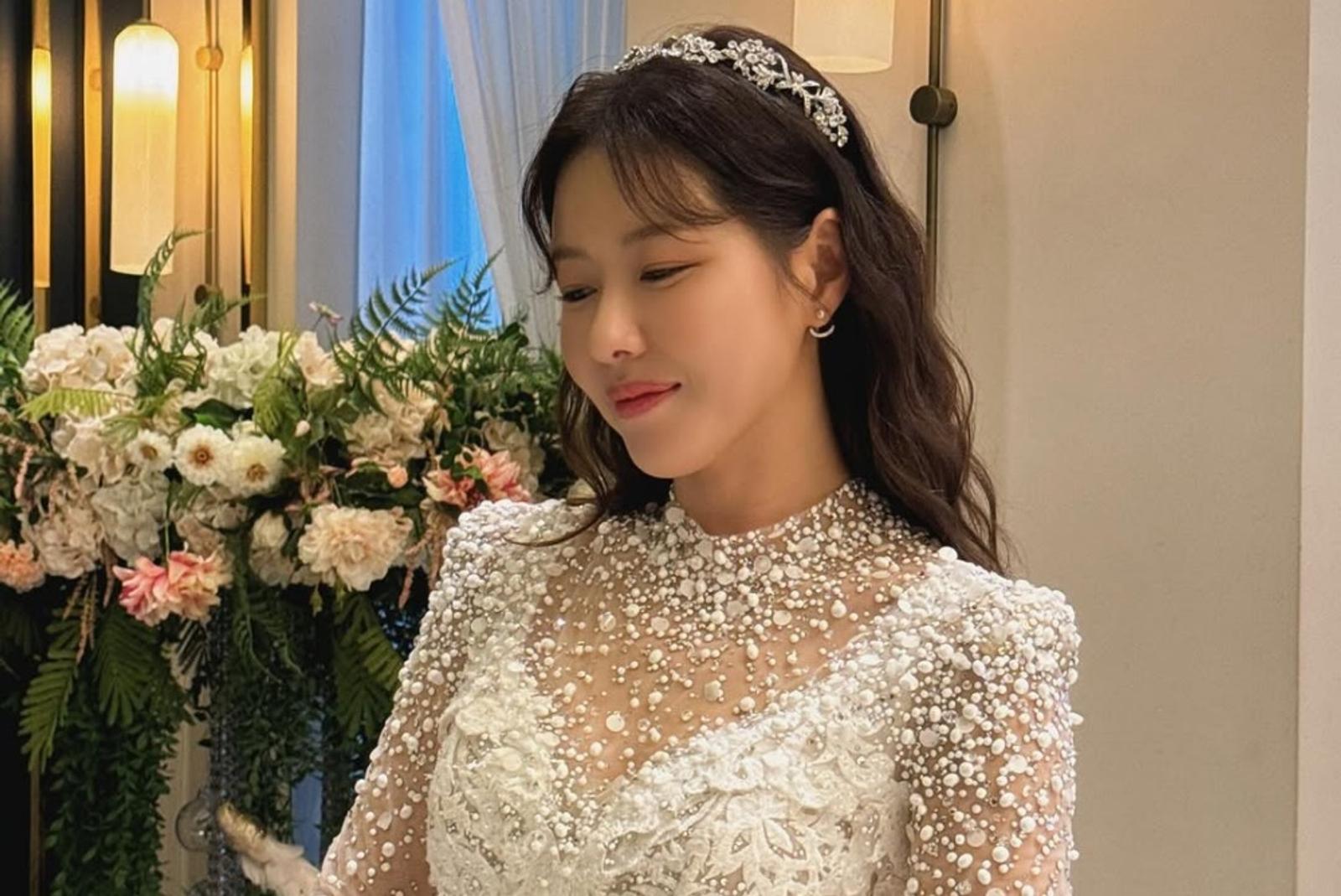 Park Ha Na Umumkan Akan Menikah dengan Pelatih Basket pada Juni 2025