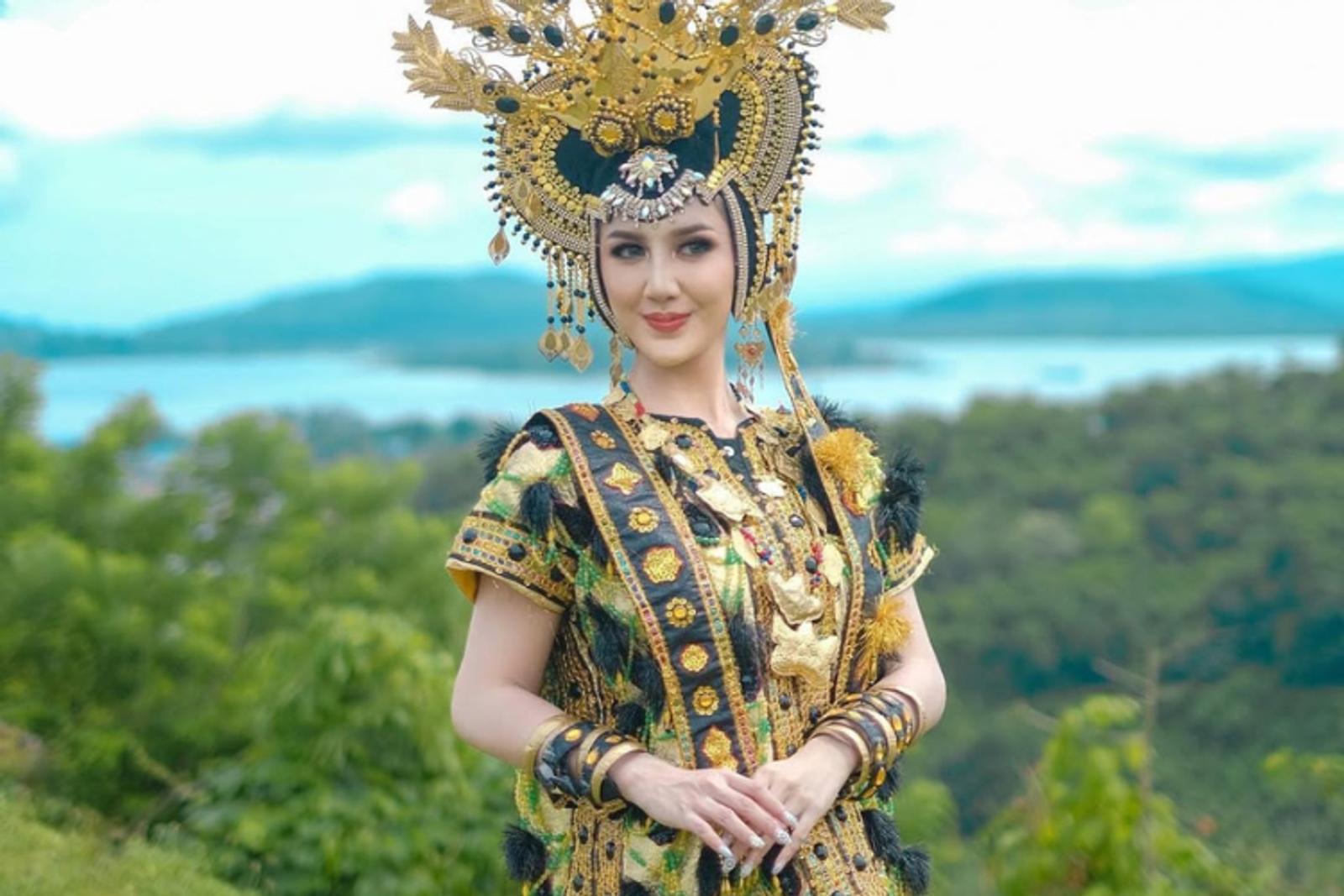 Kenal Lebih Dekat Pakaian Adat Buton Asal Sulawesi Tenggara