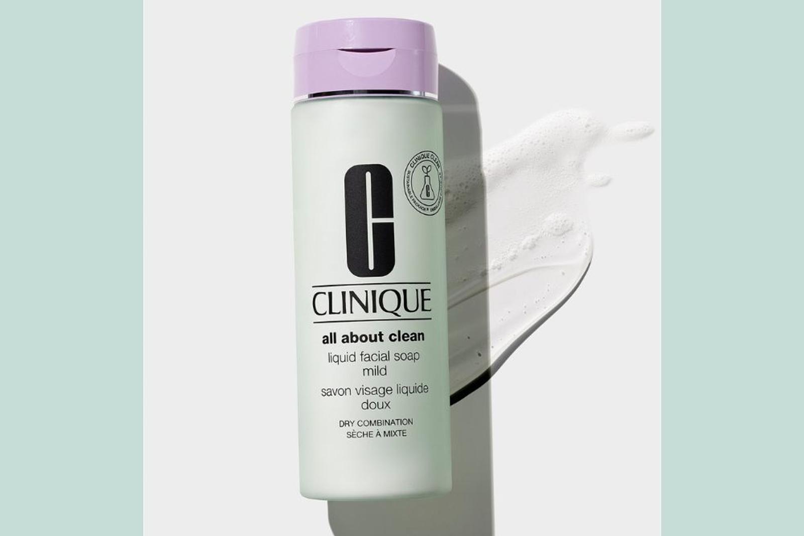 7 Pilihan Facial Wash untuk Memperbaiki Skin Barrier 
