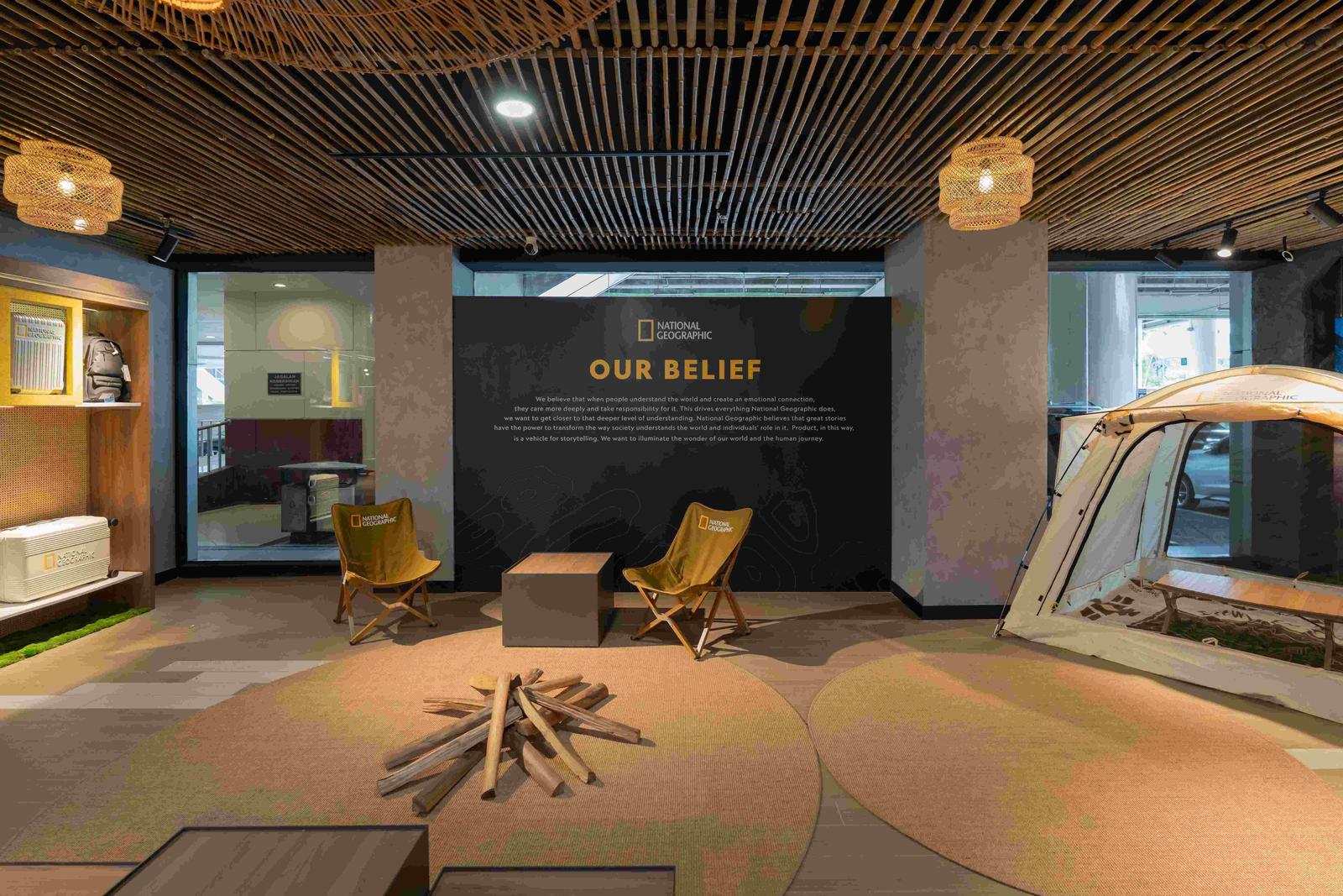 Intip Gerai Pertama National Geographic Apparel di Indonesia, Yuk!