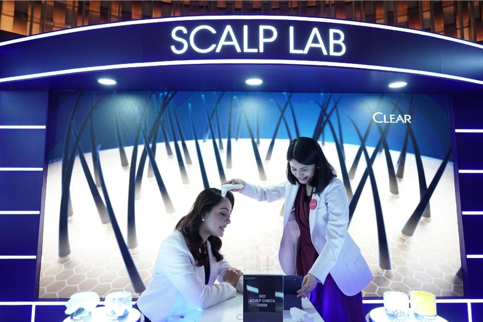 Kerusakan Scalp Barrier: Munculnya Ketombe Hanya Gejala! 