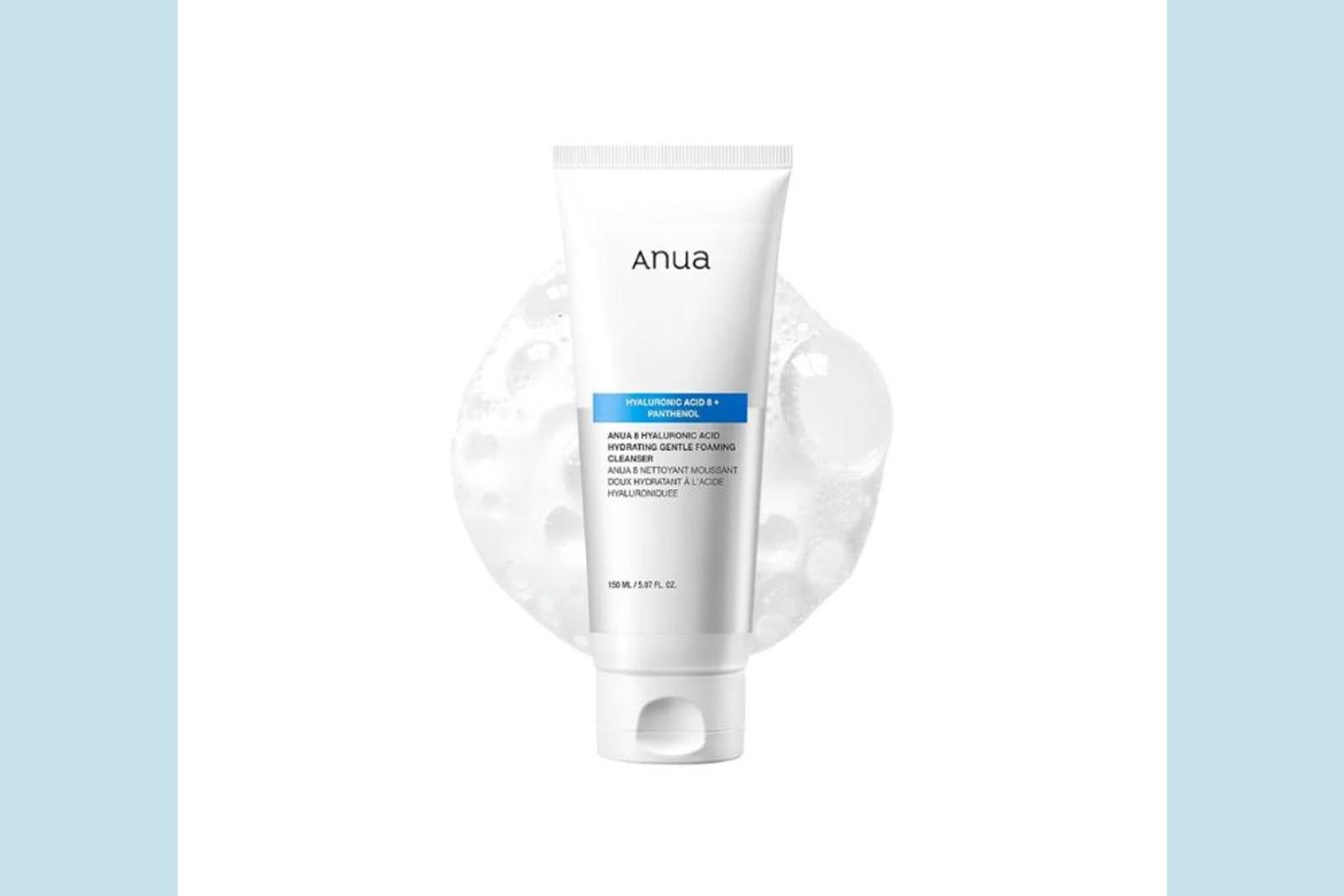 Rekomendasi Gentle Cleanser untuk Kulit Kering, Membersihkan & Lembap 