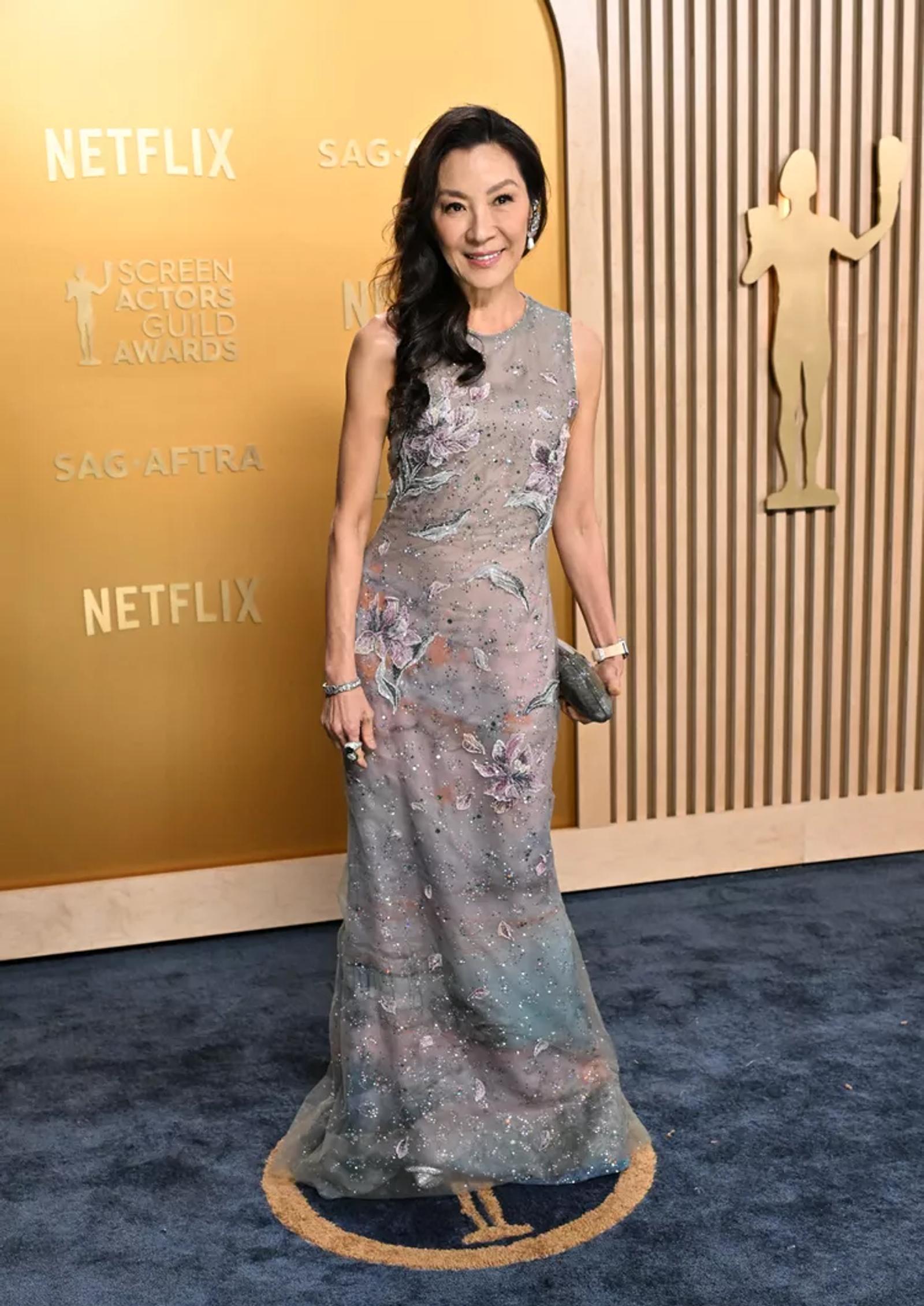 Deretan Gaya Red Carpet Aktris Hollywood di 2025 SAG Awards