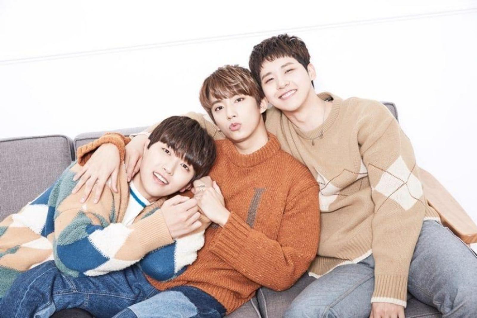 5 Idol K-Pop Laki-Laki yang Takut Sakiti Hati Penggemar Kalau Pacaran