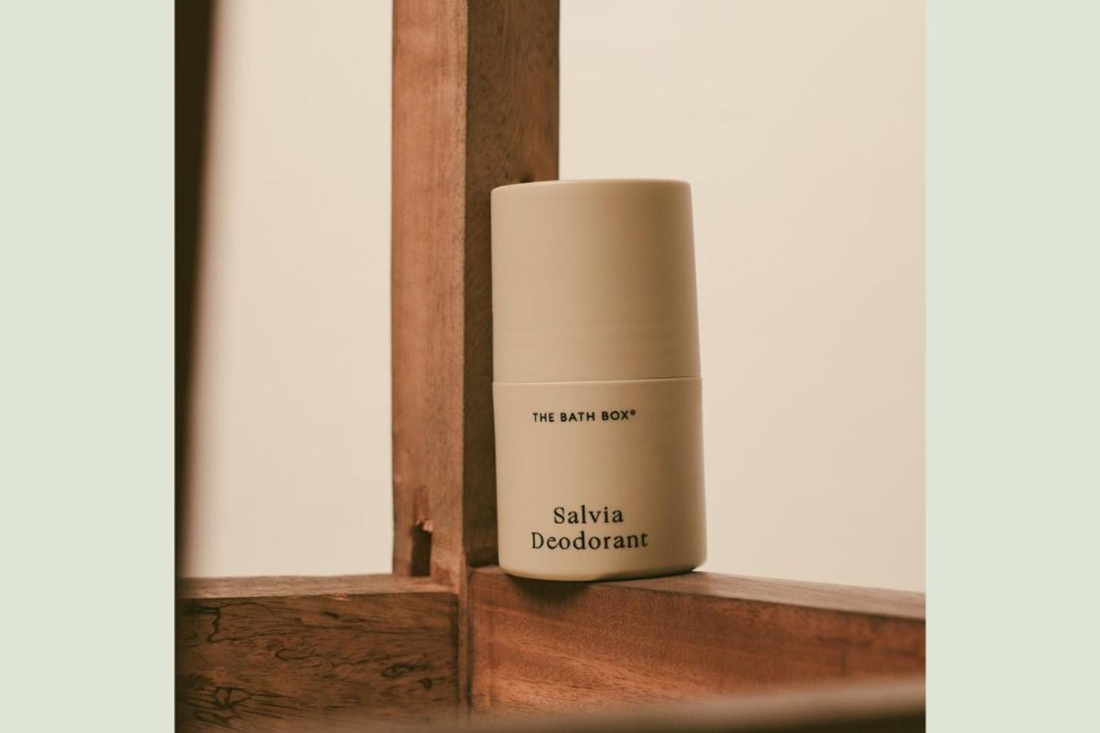 Rekomendasi Deodorant yang Tidak Membuat Ketiak Hitam 