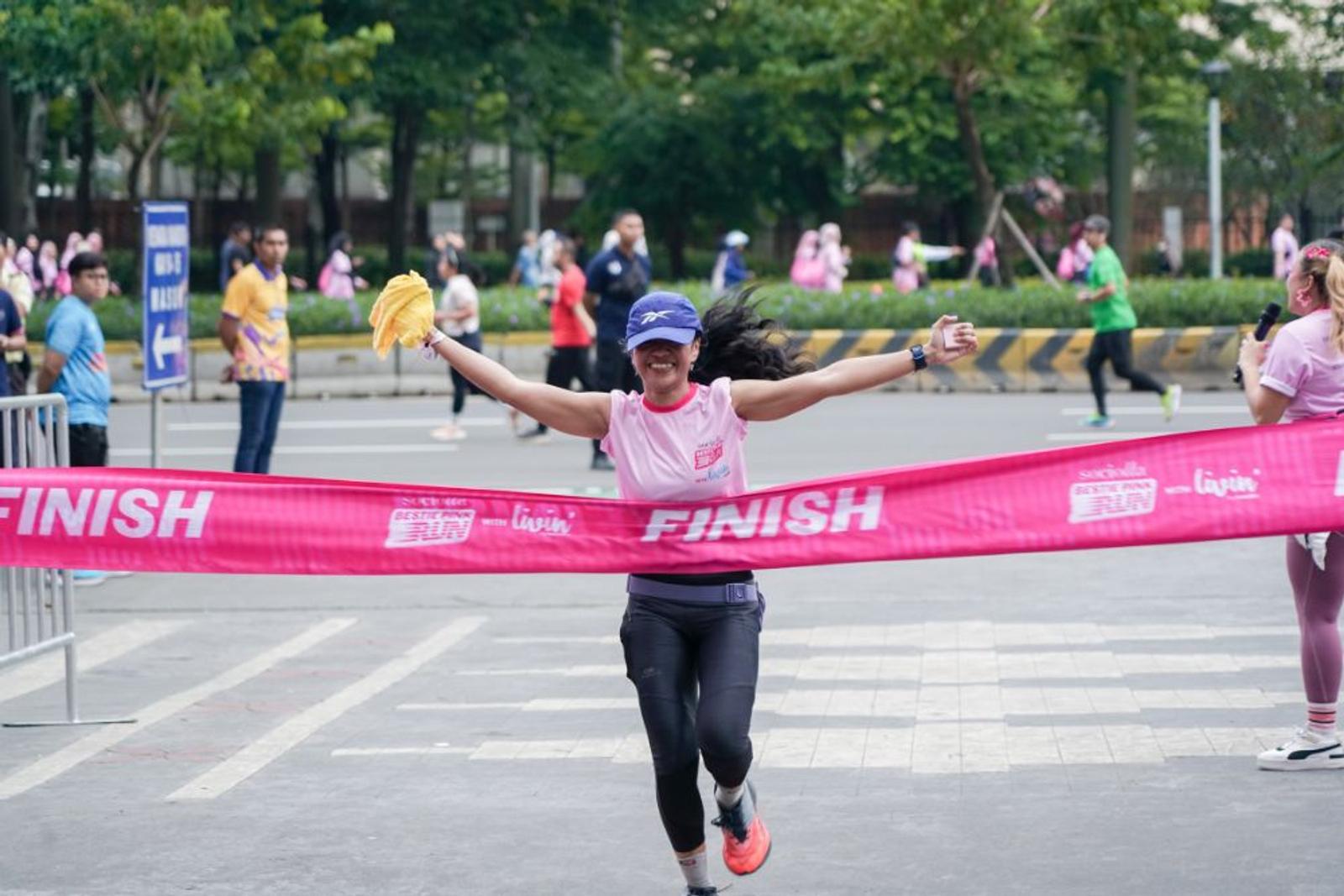Keseruan Sociolla Bestie Pink Run 2025 with Livin’ by Mandiri 