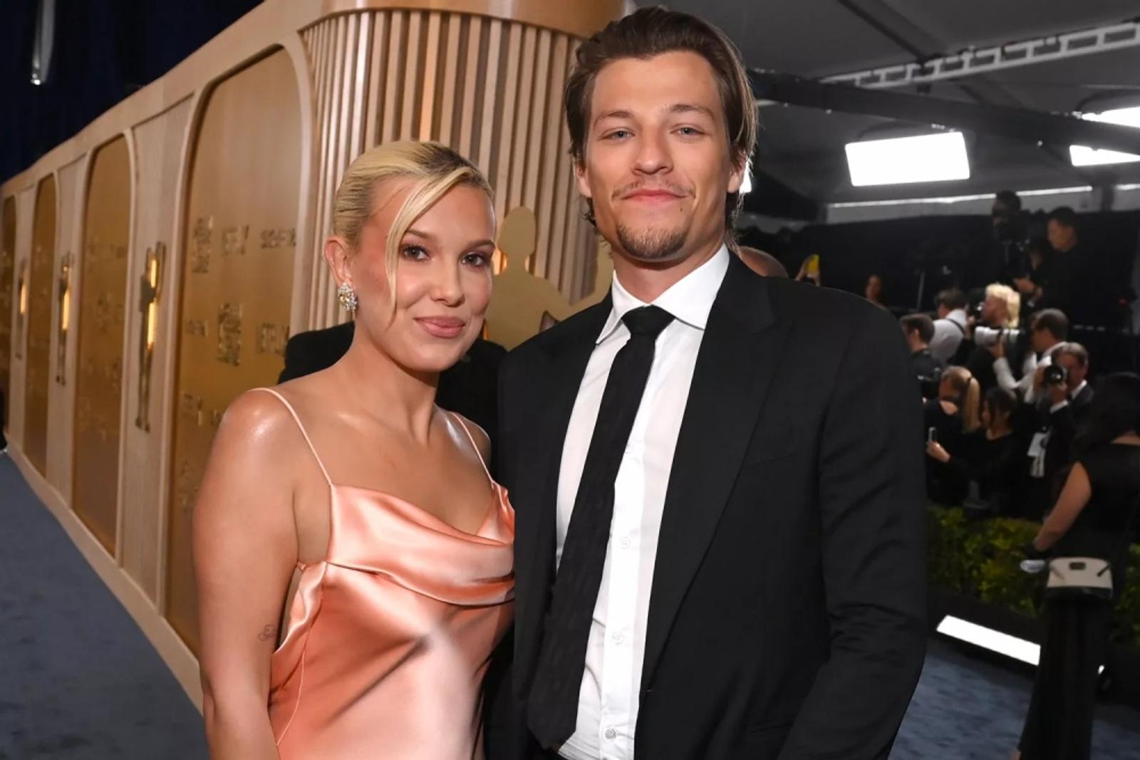 10 Pasangan Artis Hollywood yang Tampil Mesra di SAG Awards 2025