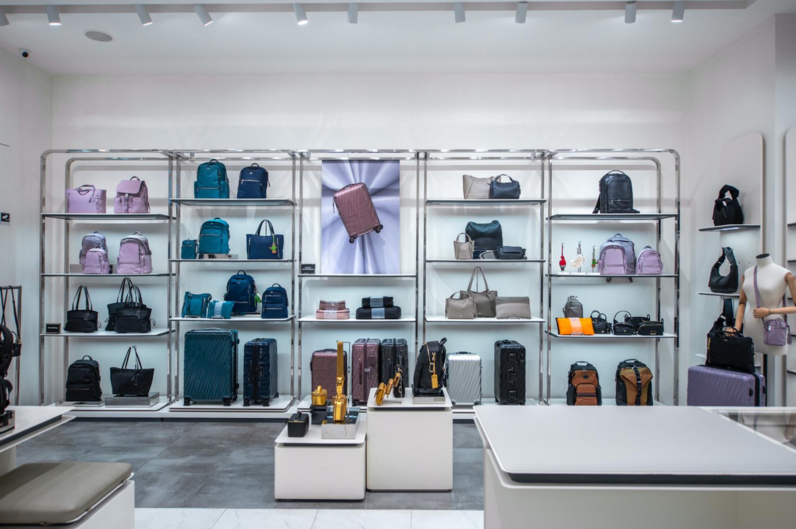 TUMI Rayakan Anniversary Ke-50 Lewat Campaign Made For You Since 1975