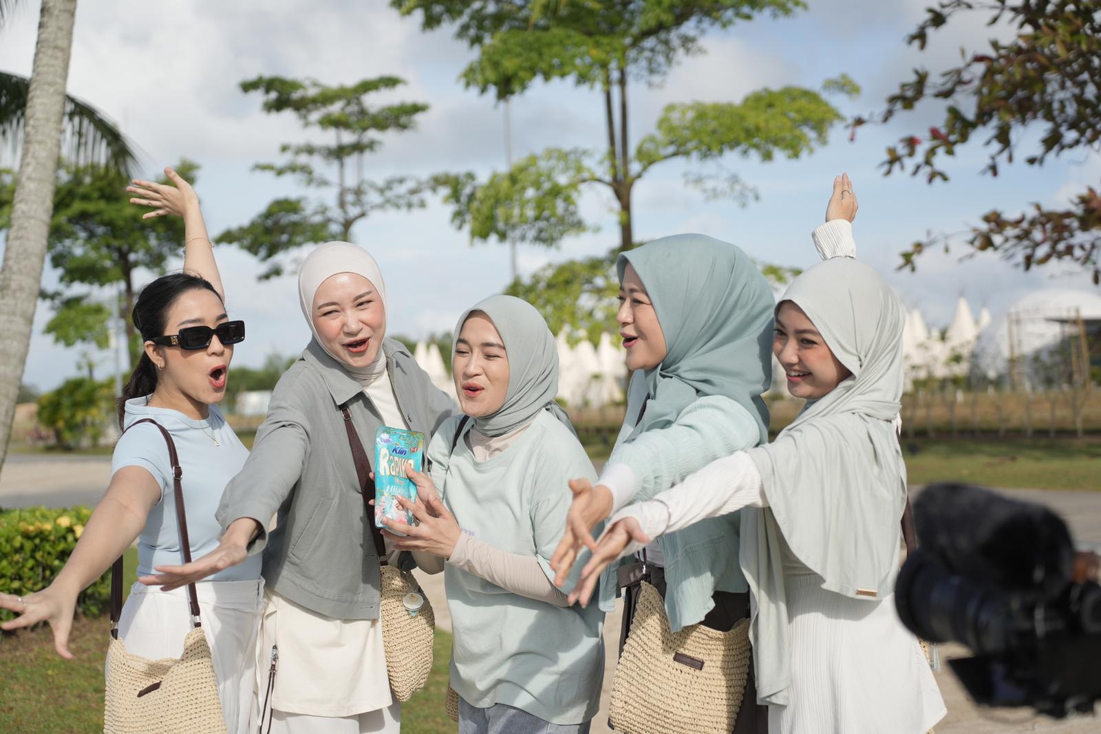 SoKlin Hijab Cool: Inovasi untuk Hijab dan Pakaian yang Lebih Adem