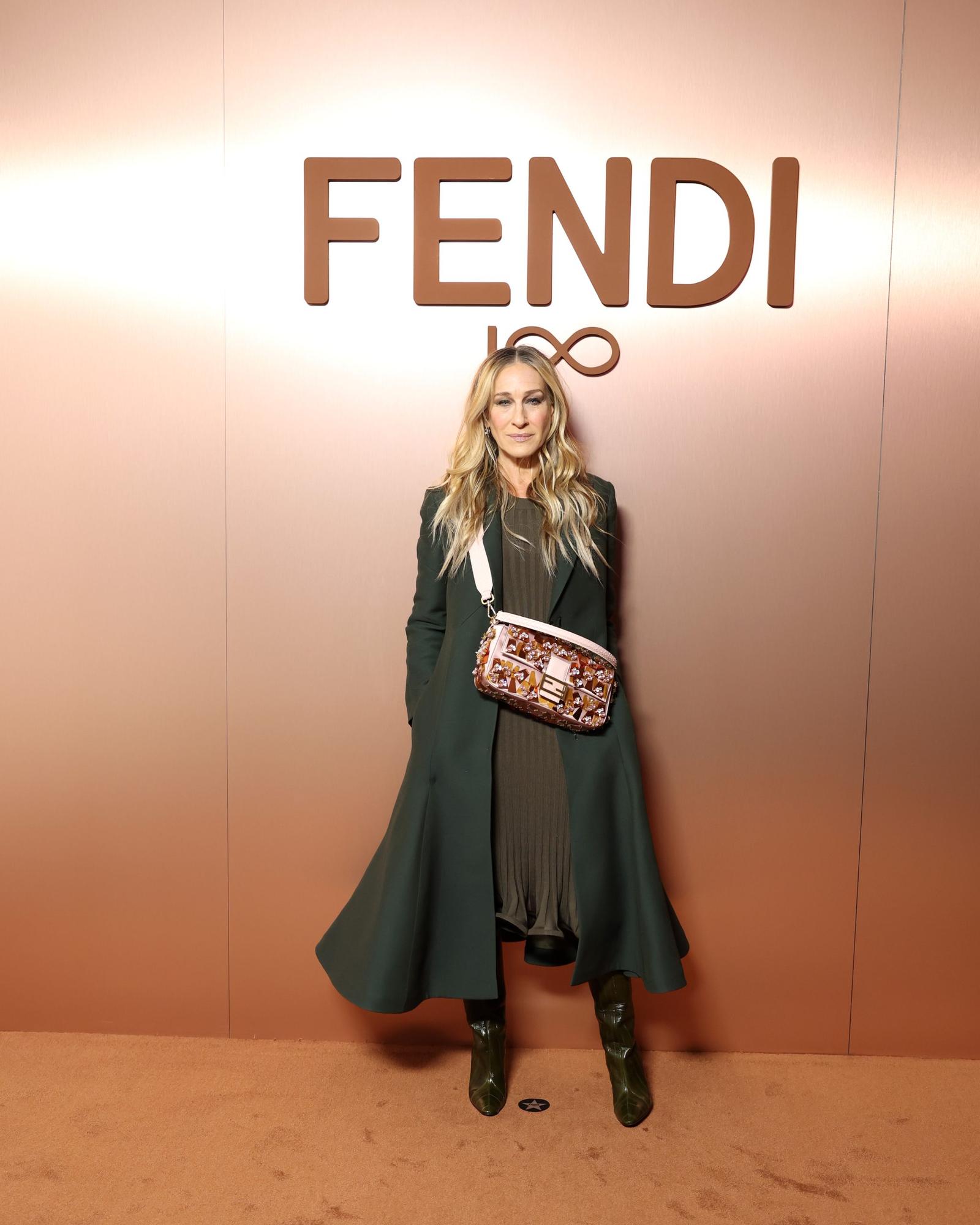 Gaya Keren Artis Internasional di Milan Fashion Week Fall/Winter 2025