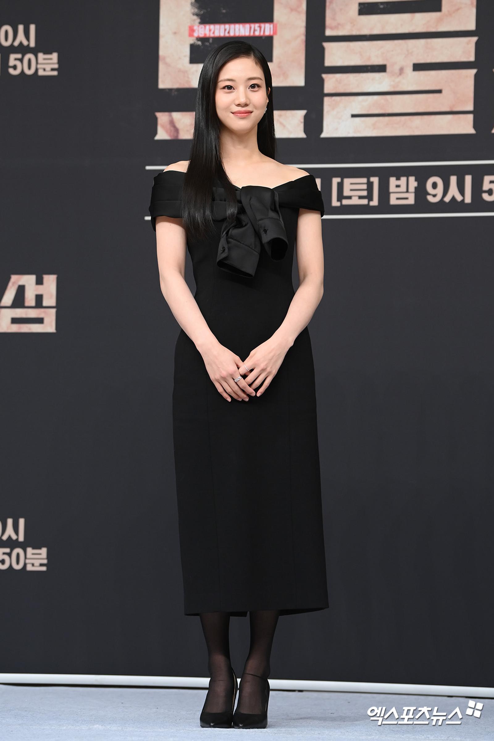 Gaya Asli Hong Hwa Yeon, ‘Pacar’ Park Hyung Sik di 'Buried Hearts'