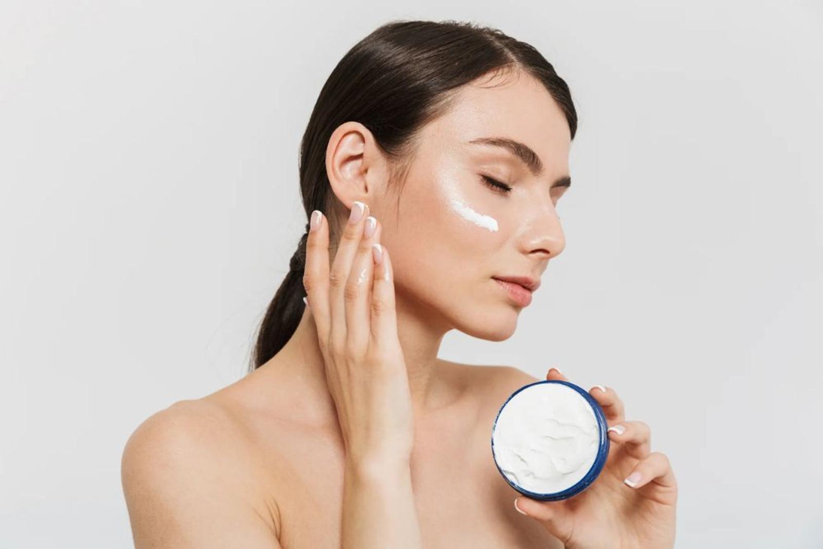 Nicotinamide untuk Apa, Kenalan dengan Bahan Aktif Ini, Yuk! 