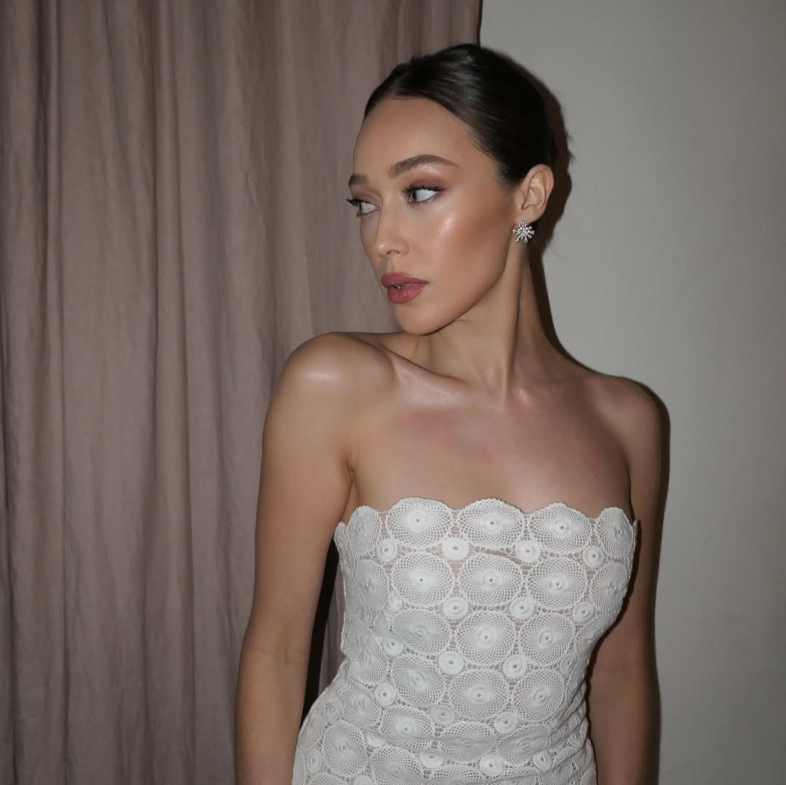 Inspirasi Riasan a la Alycia Debnam-Carey