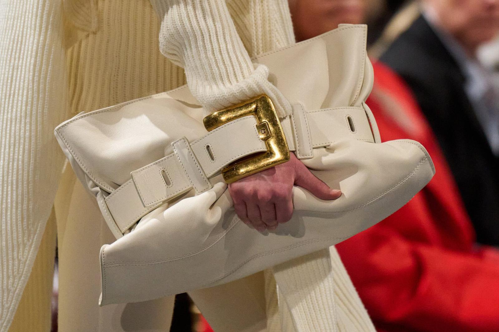 Olivier Rousteing Bawa Kembali Tren 2010-an di Koleksi Terbaru Balmain