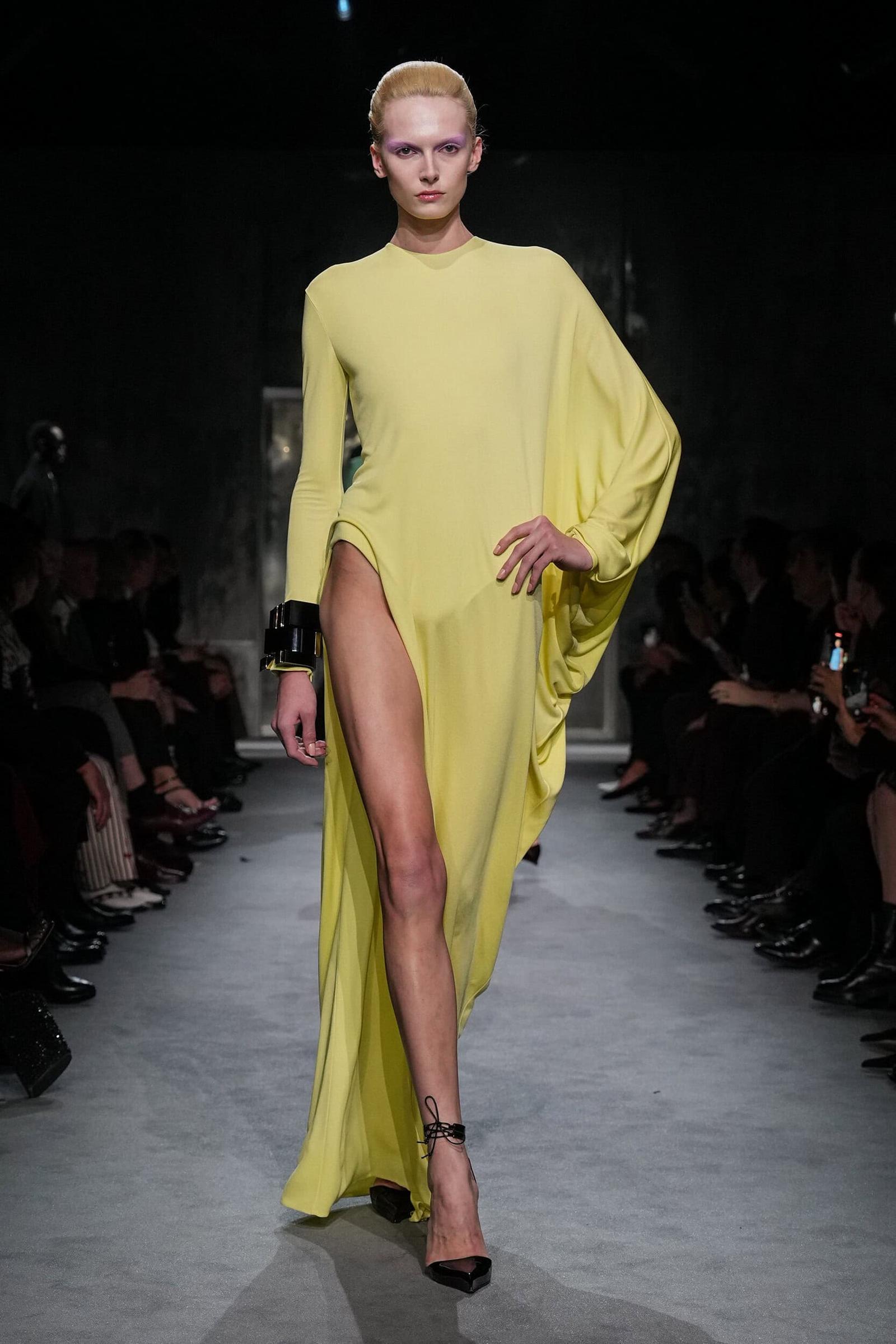 Haider Ackermann Resmi Rilis Koleksi Debut untuk Tom Ford Fall 2025