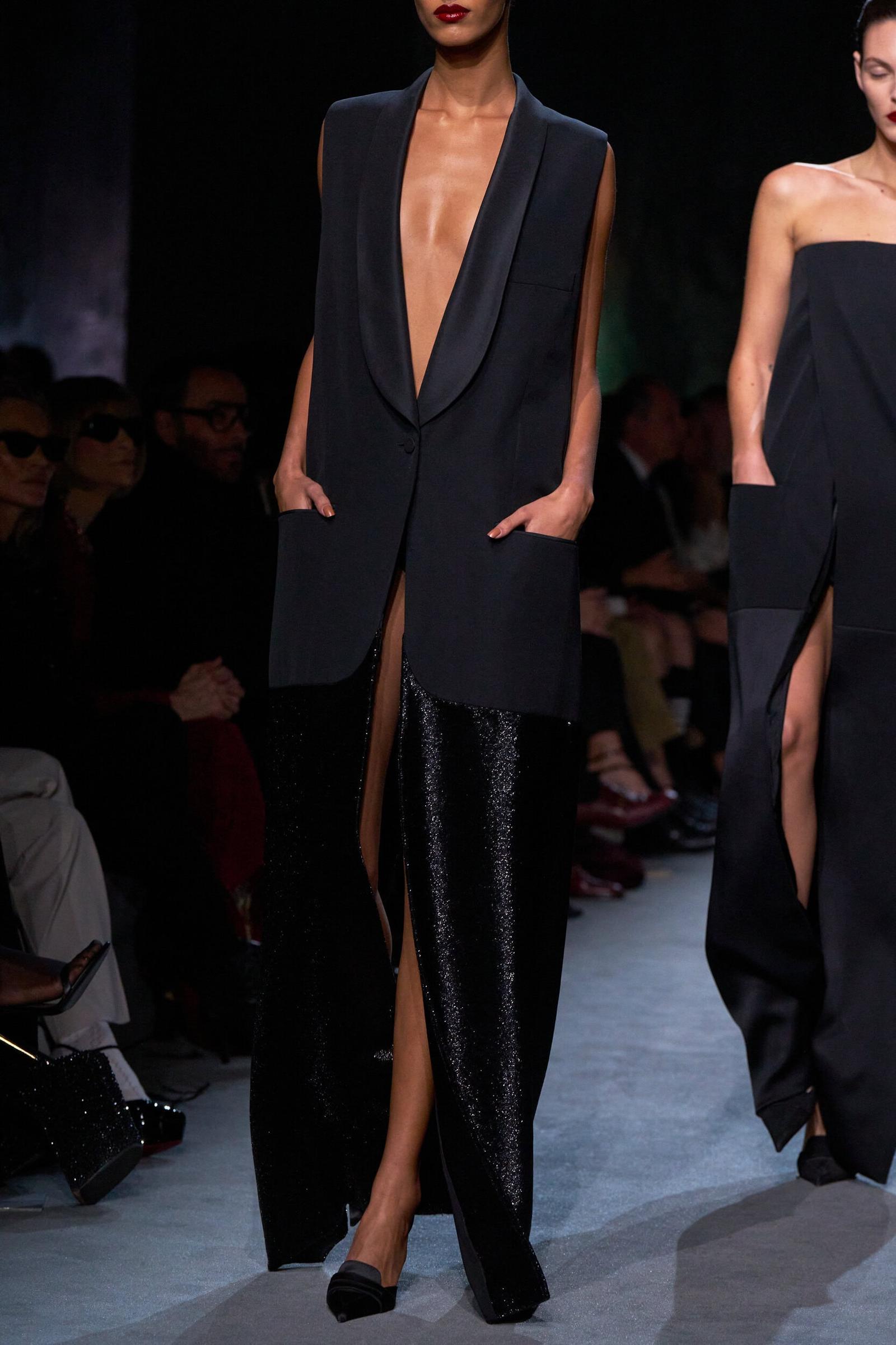 Haider Ackermann Resmi Rilis Koleksi Debut untuk Tom Ford Fall 2025