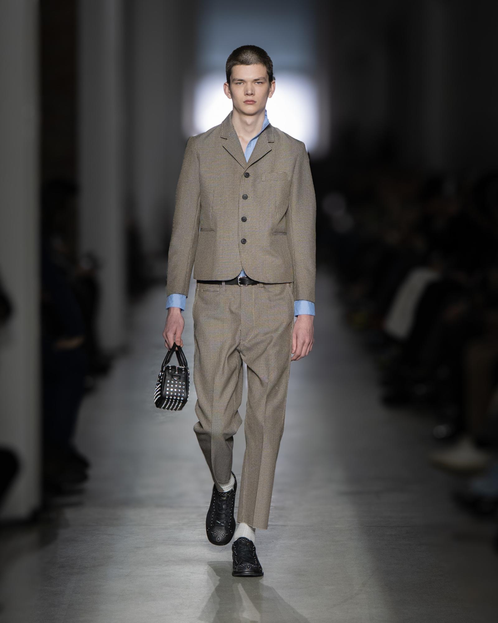 Ekspresi Dualitas Onitsuka Tiger untuk AW25 di Milan Fashion Week