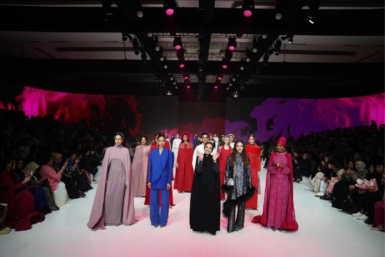 Modinity Fashion Parade 2025 Hadirkan Seleb & Supermodel di Runway