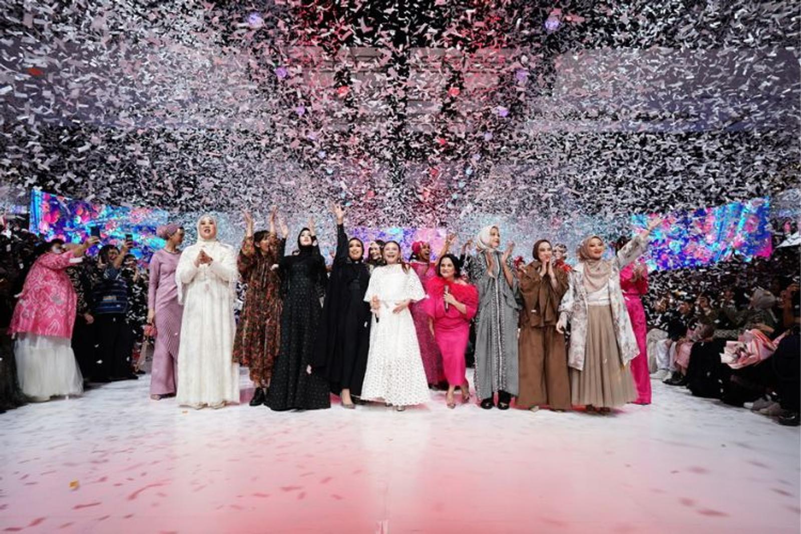 Modinity Fashion Parade 2025 Hadirkan Seleb & Supermodel di Runway