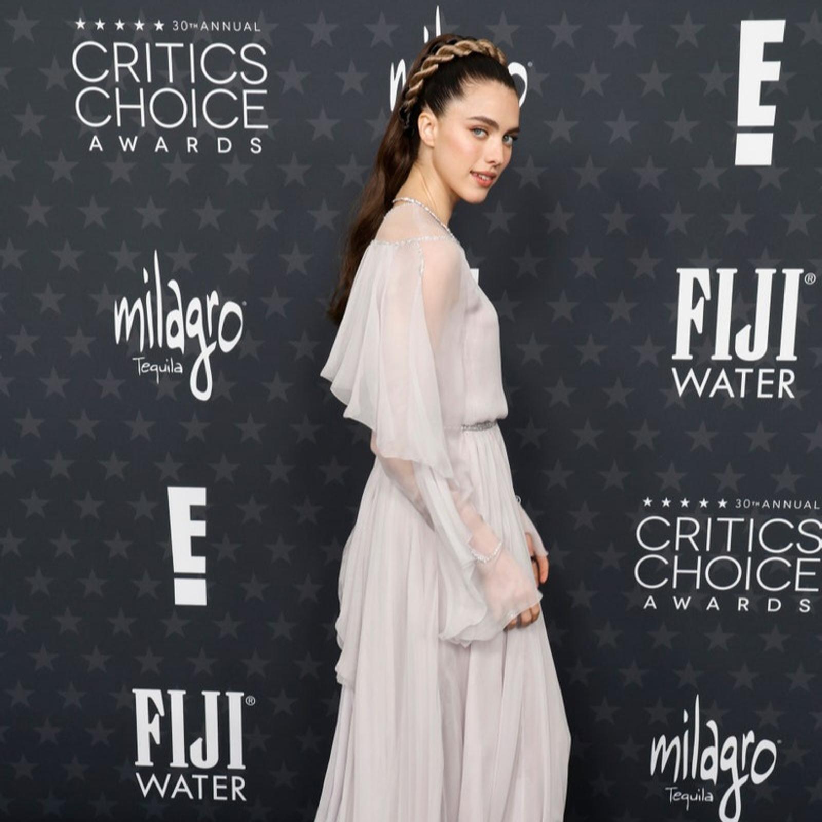 Gaya Rambut Margaret Qualley di Berbagai Pagelaran Red Carpet