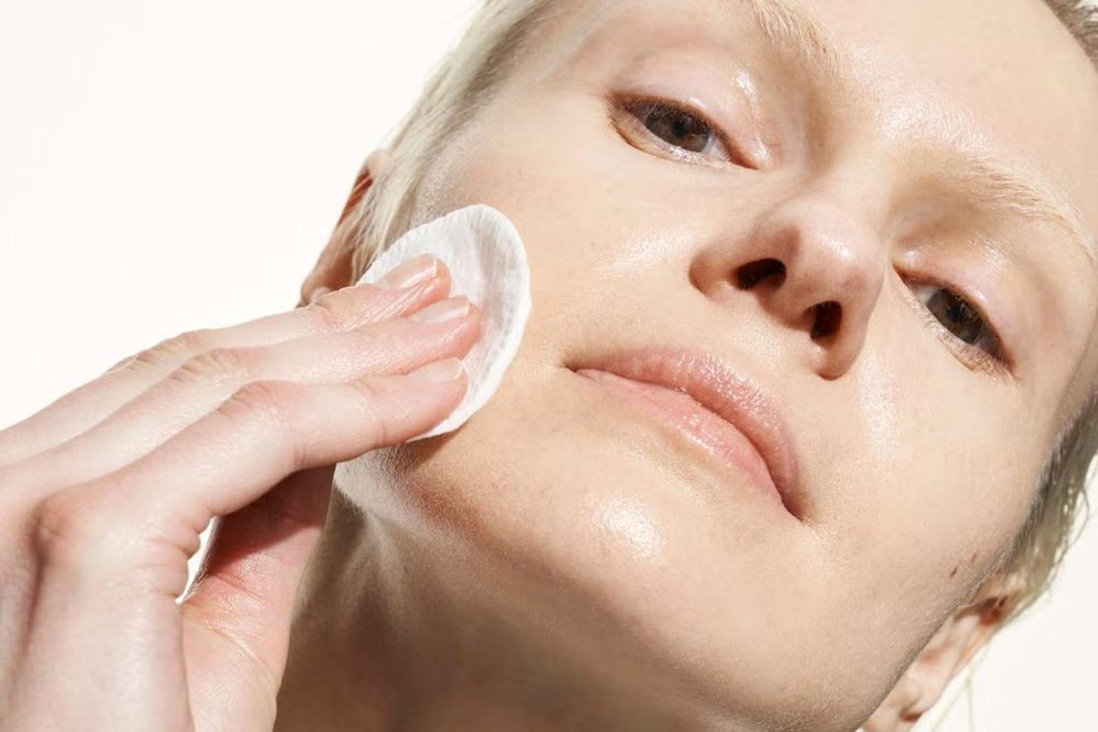 NPURE Acne Power Clear Micellar Water: Cocok untuk Kulit Berjerawat! 