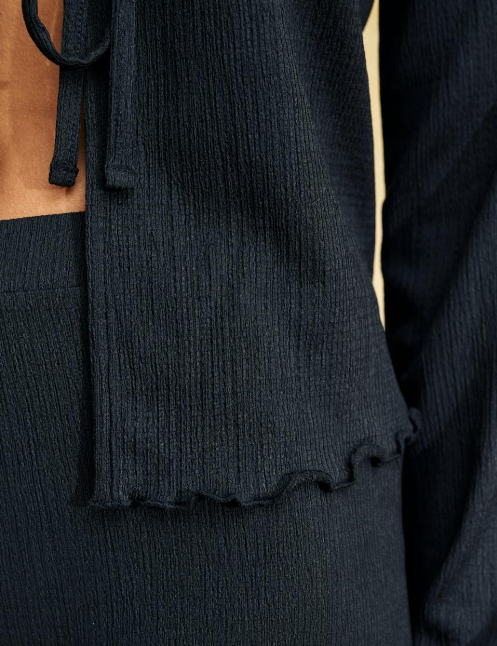 Bahan Crinkle Panas Atau Tidak? Ini Karakternya!