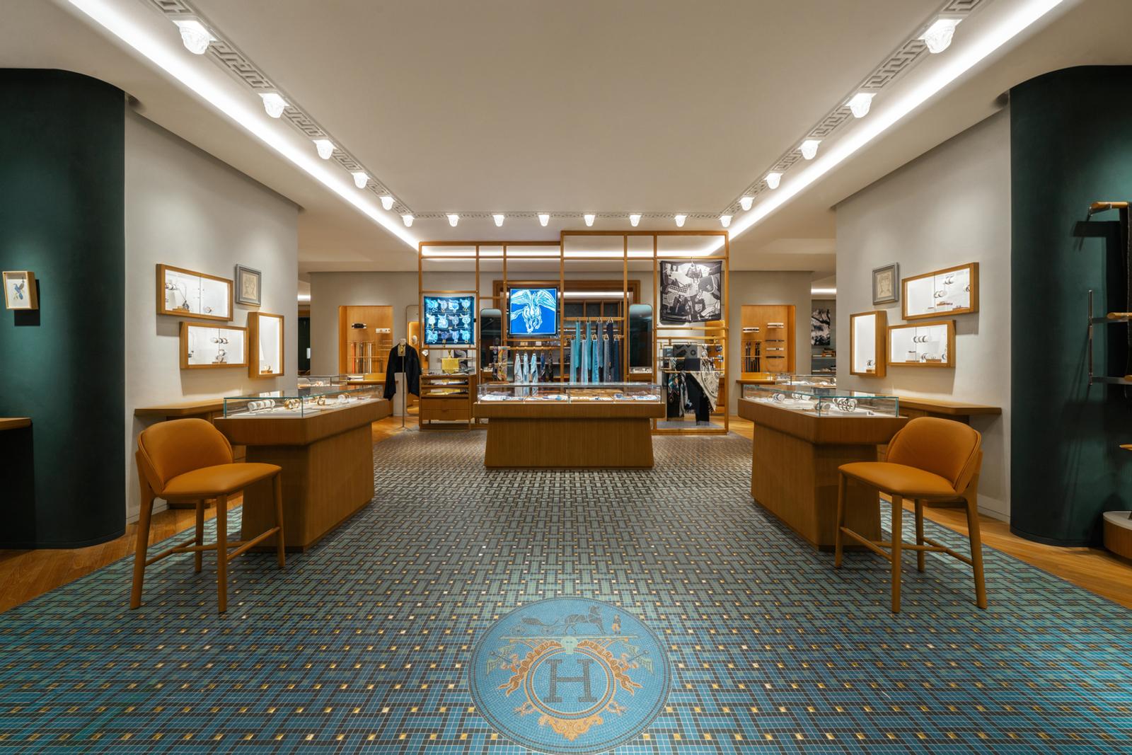 Butik Hermès Plaza Indonesia Hadirkan Sentuhan Unik dari Seniman Lokal