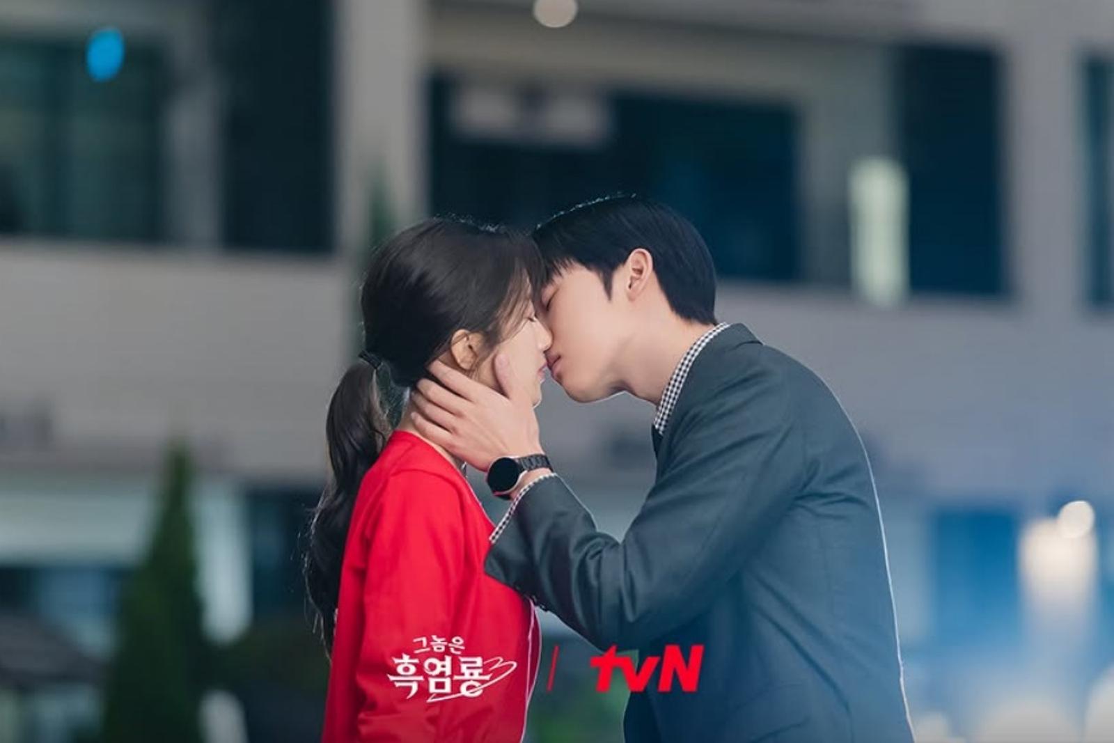 5 Tantangan Hubungan Ju Yeon dan Su Jeong di 'My Dearest Nemesis'